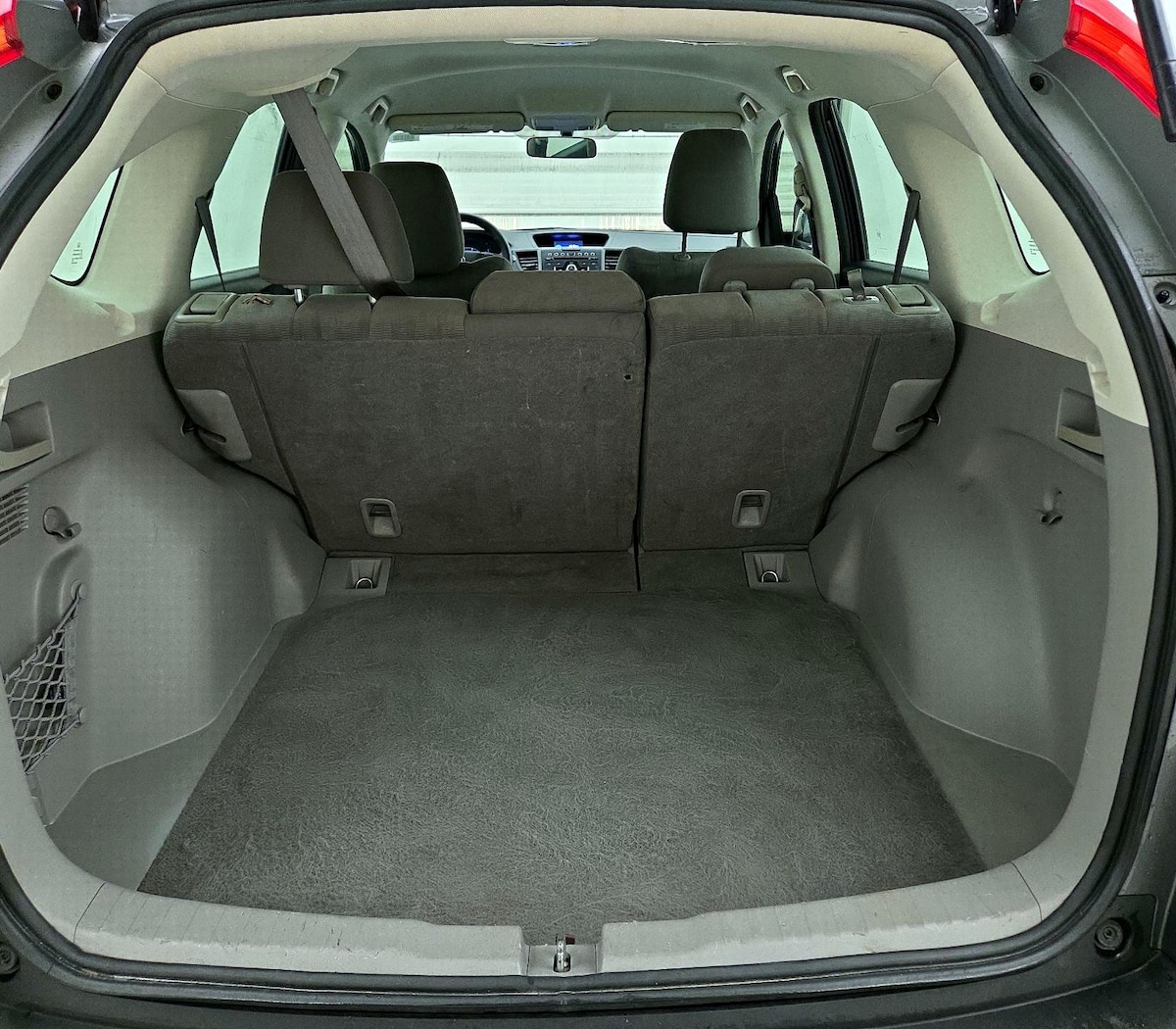 Trunk/Cargo (Seats Up)