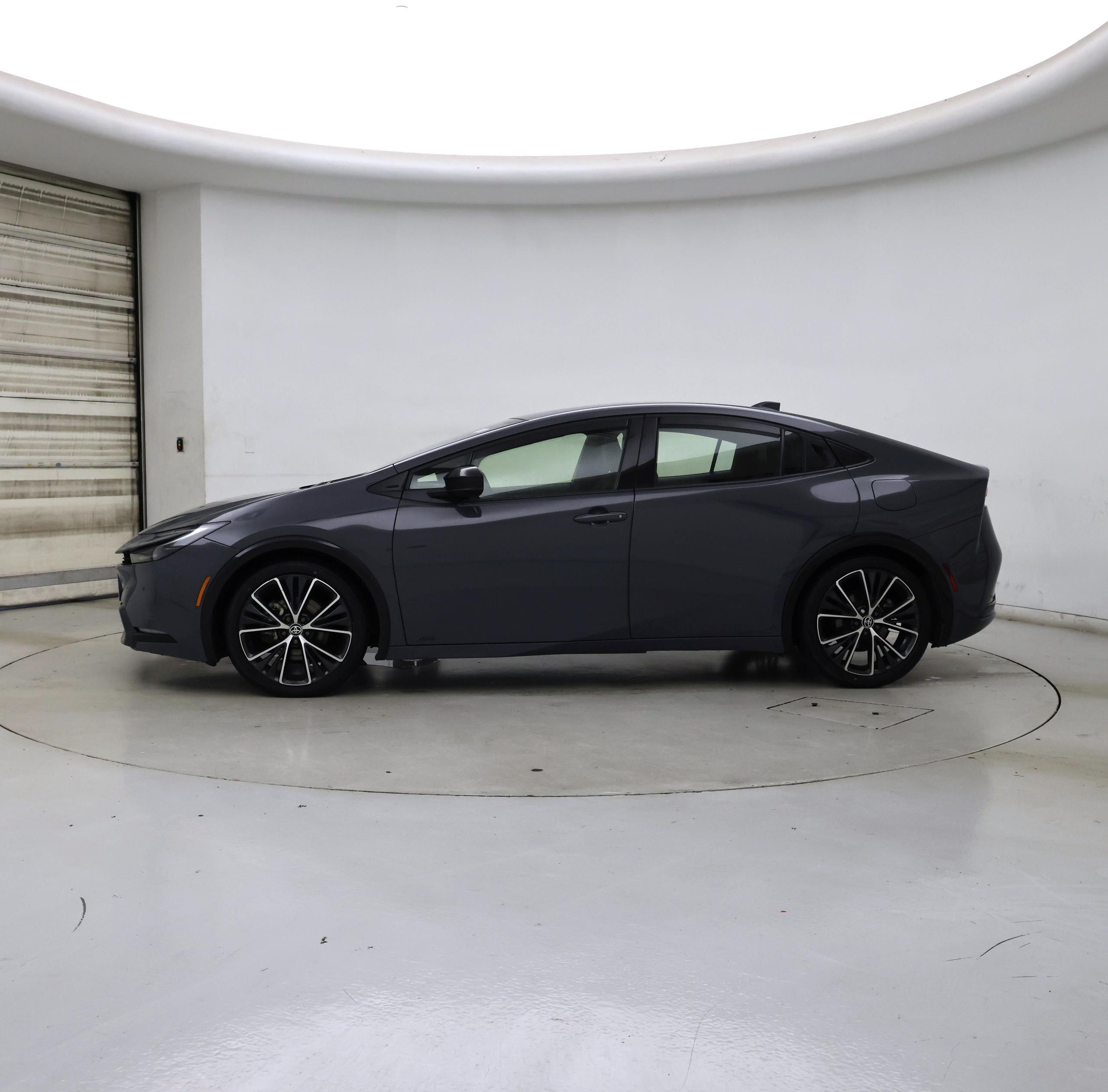Thumbnail: 2024 Toyota Prius - 3