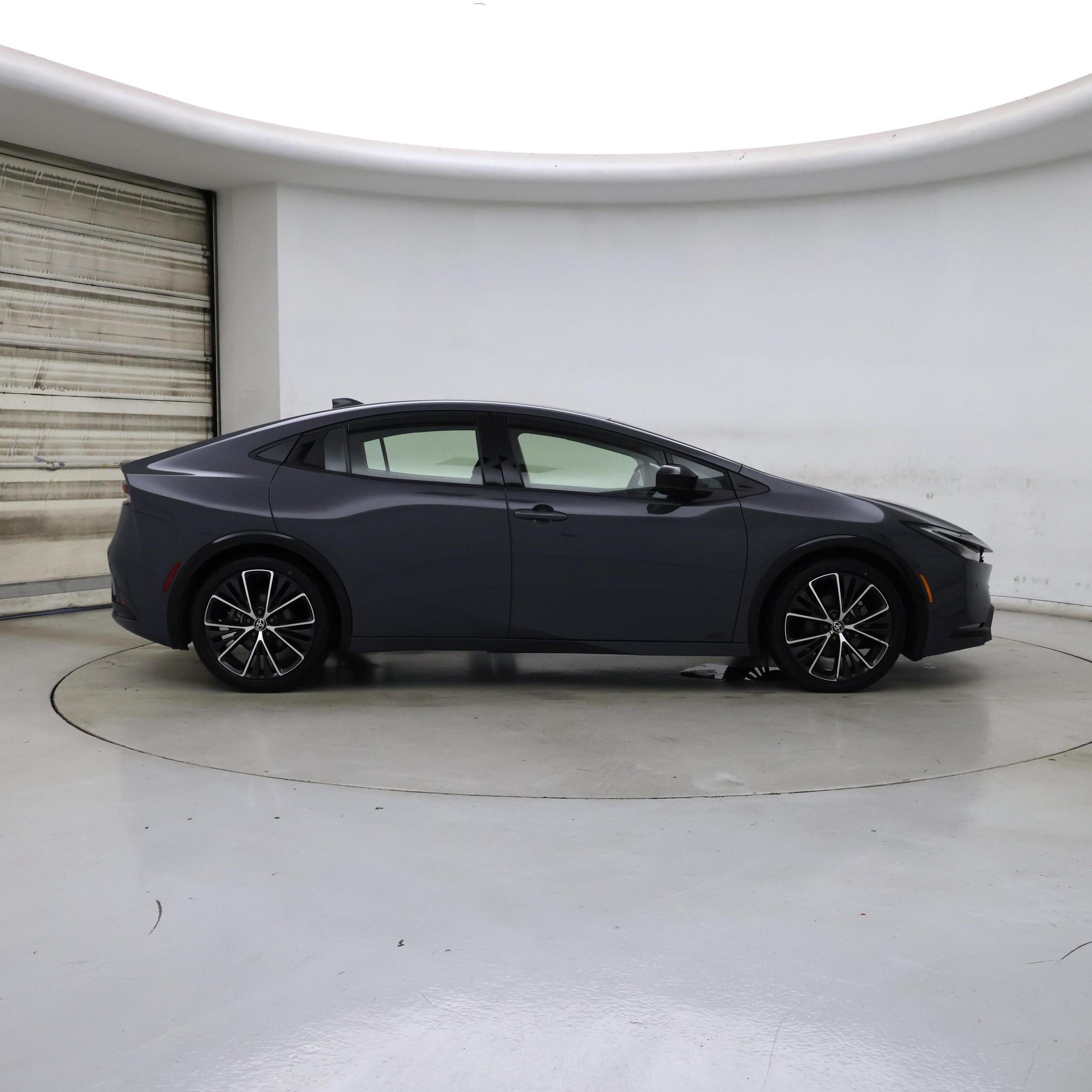 Thumbnail: 2024 Toyota Prius - 7
