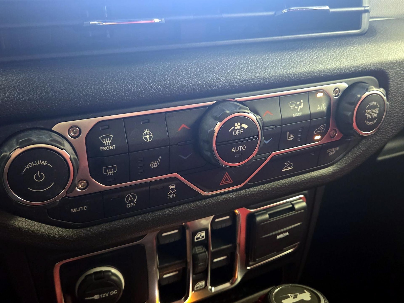 2024 Jeep Wrangler 4-Door Sport S - Photo 17