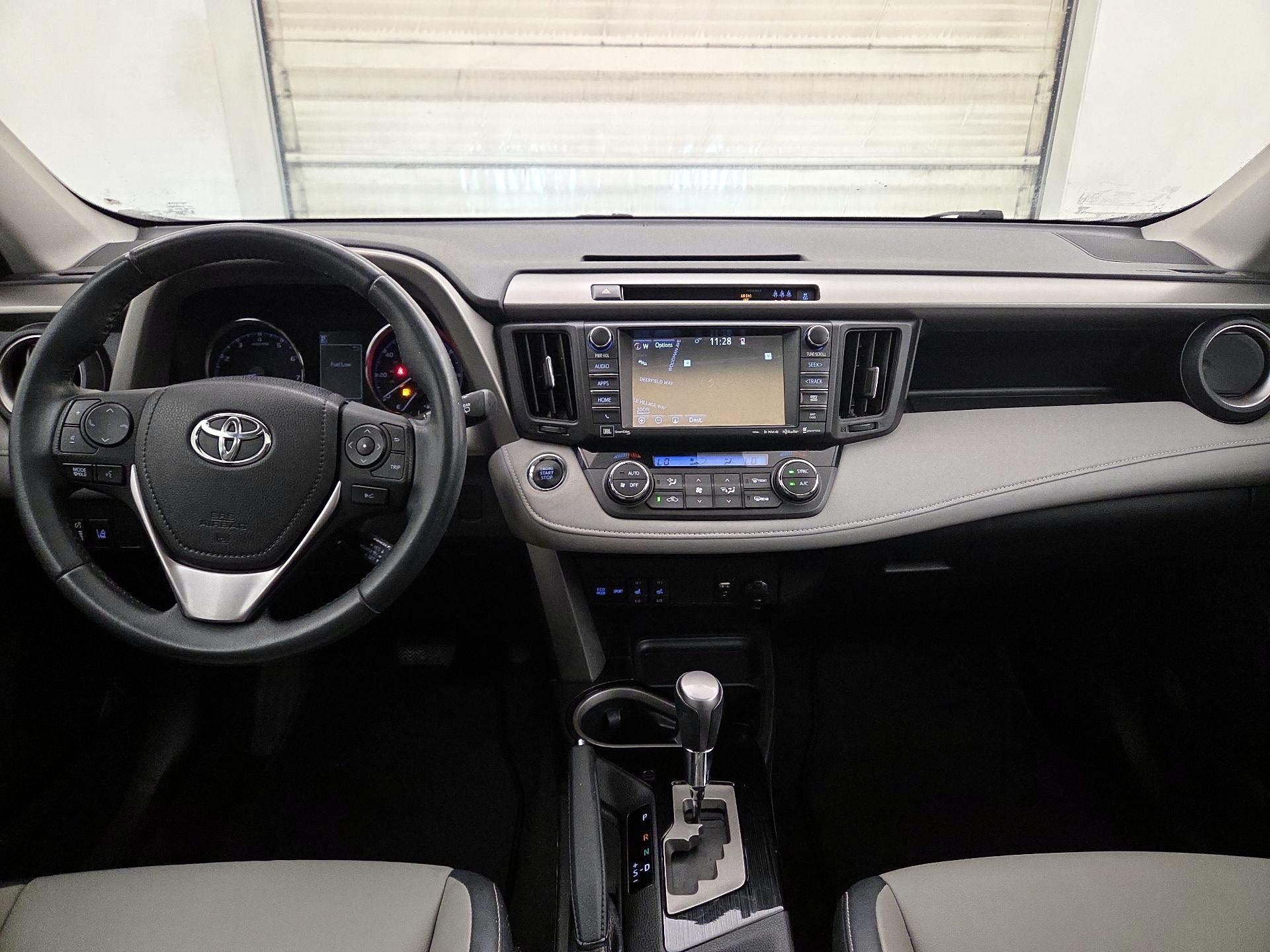 Thumbnail: 2017 Toyota RAV4 - 9