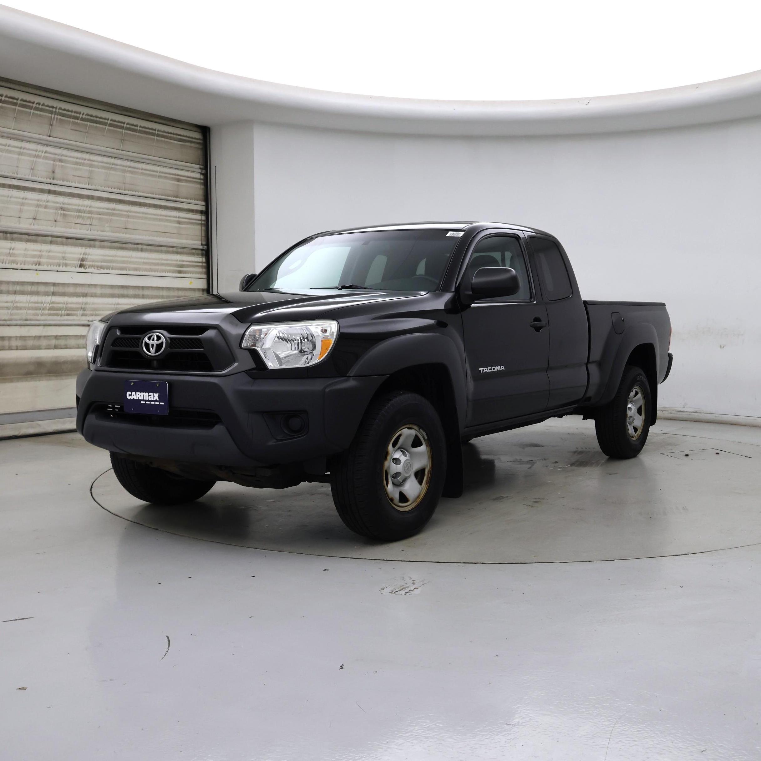 Thumbnail: 2015 Toyota Tacoma - 4