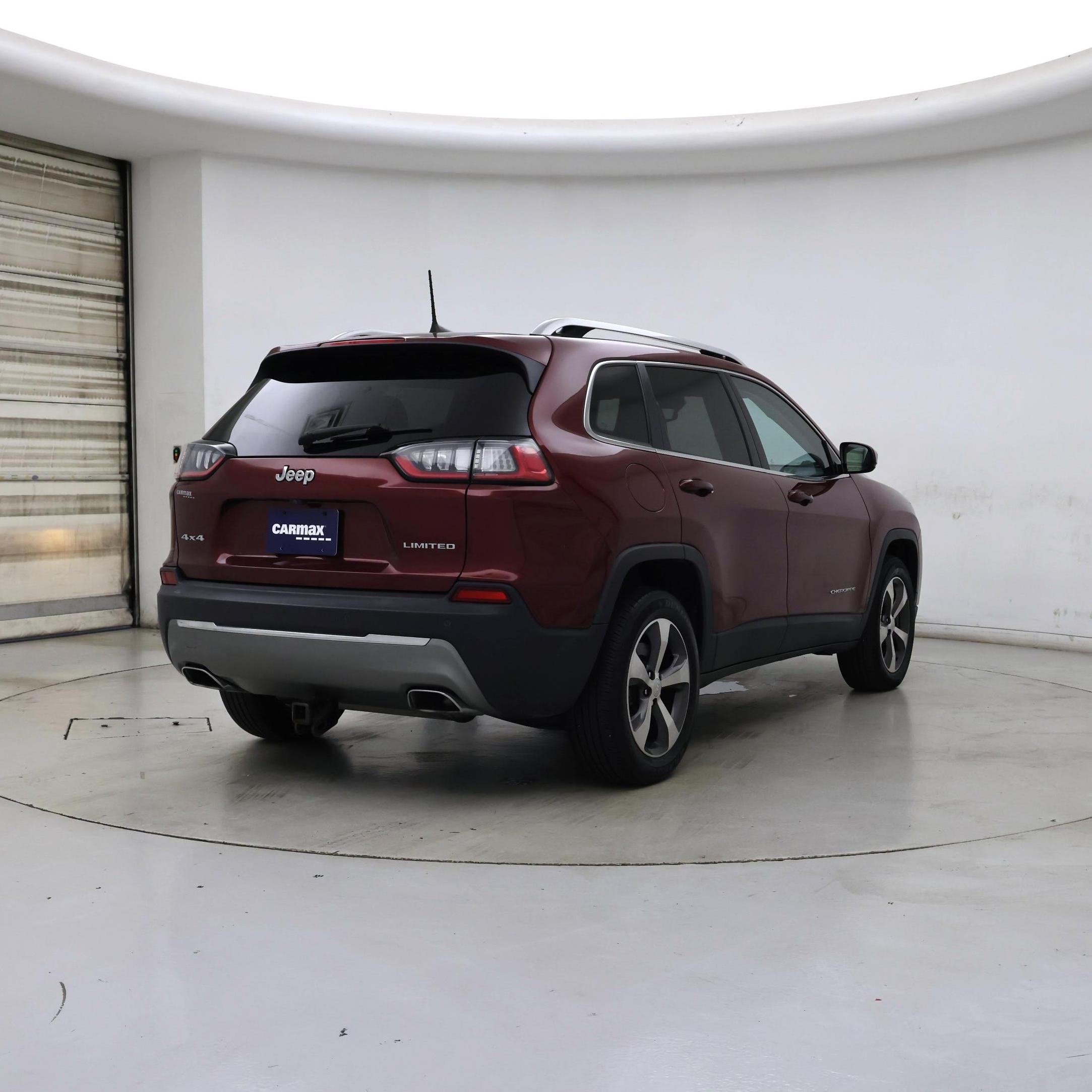 Thumbnail: 2020 Jeep Cherokee - 8
