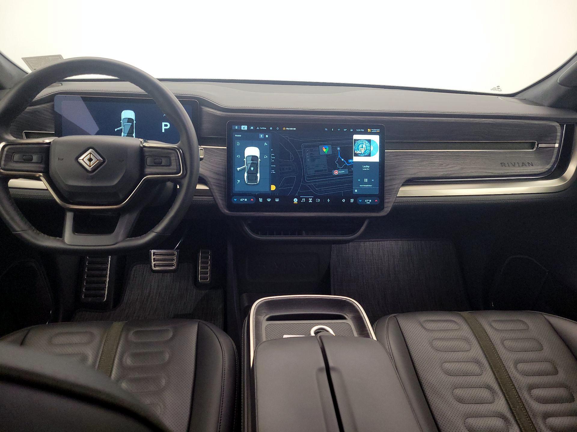 Thumbnail: 2023 Rivian R1S - 9