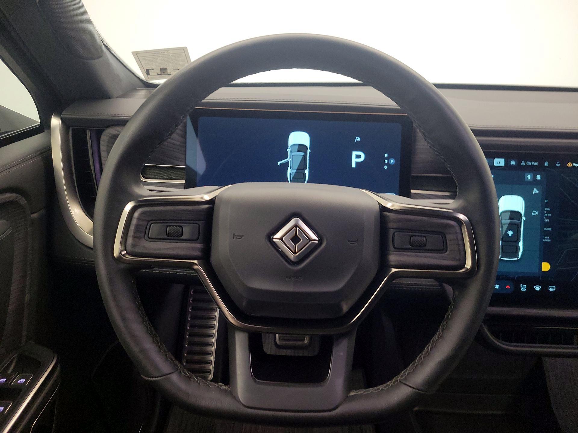 Thumbnail: 2023 Rivian R1S - 10