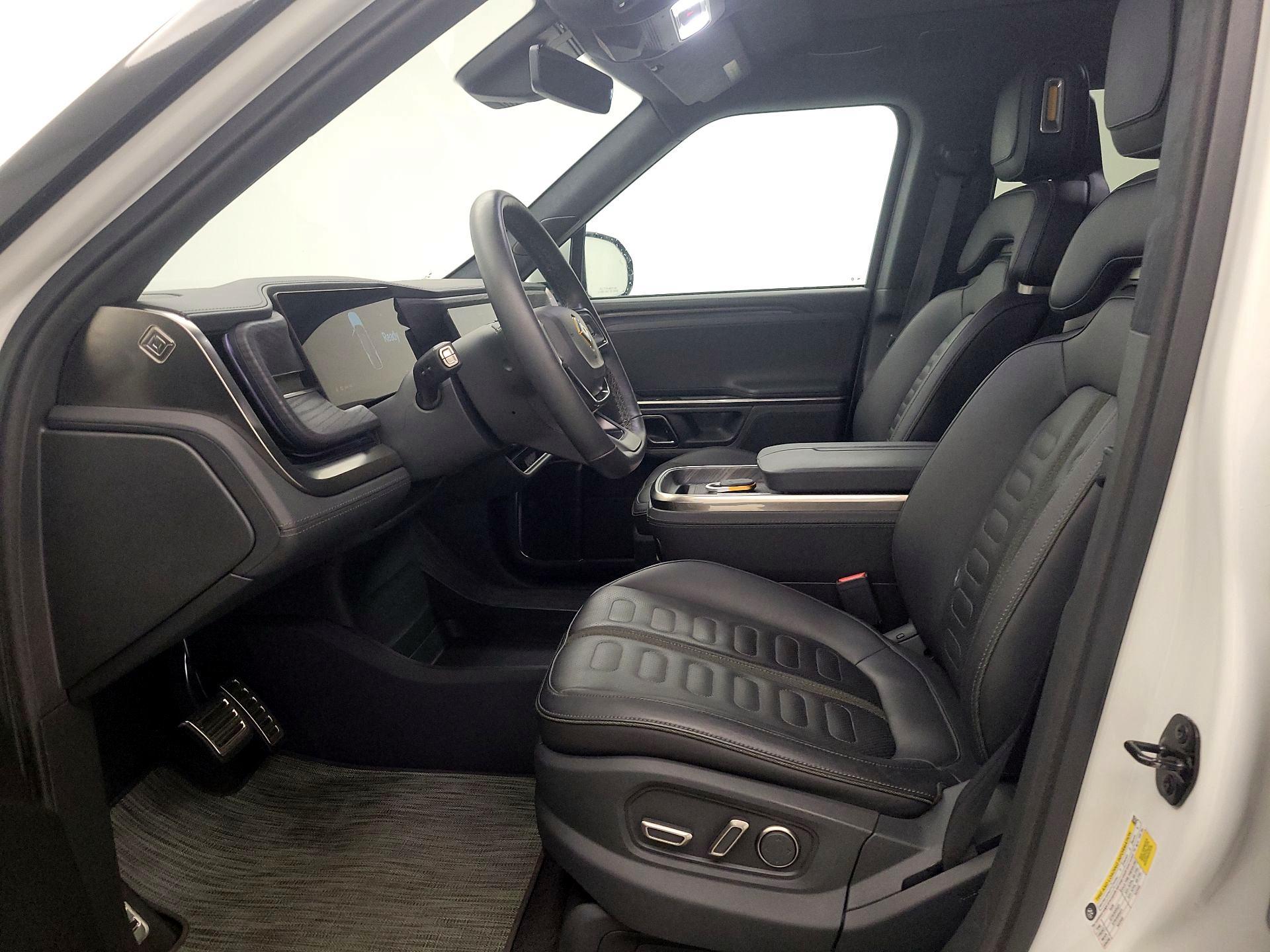 Thumbnail: 2023 Rivian R1S - 11