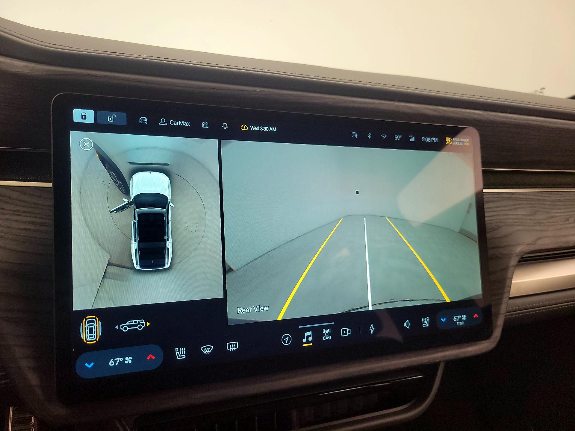 Thumbnail: 2023 Rivian R1S - 13