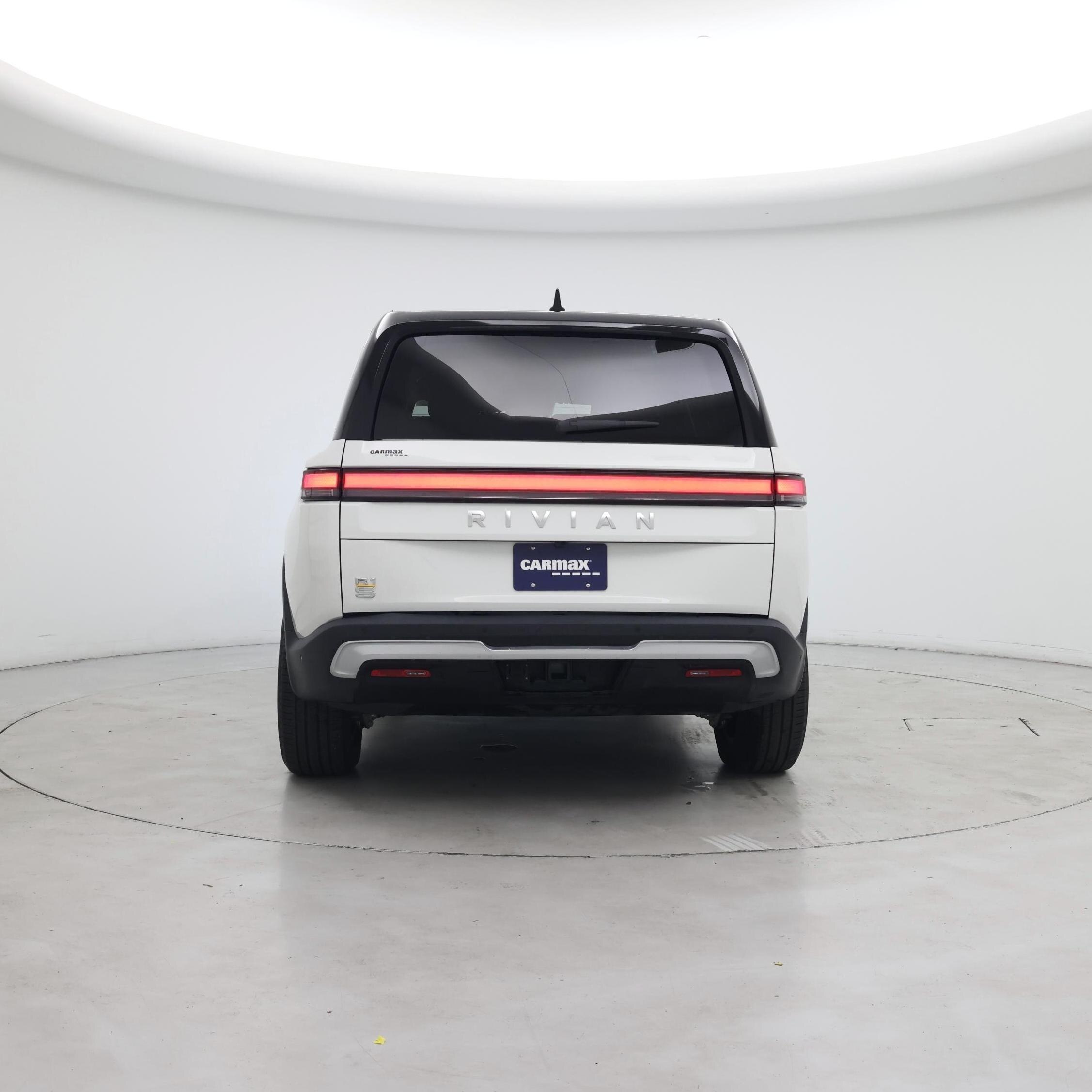 Thumbnail: 2023 Rivian R1S - 6