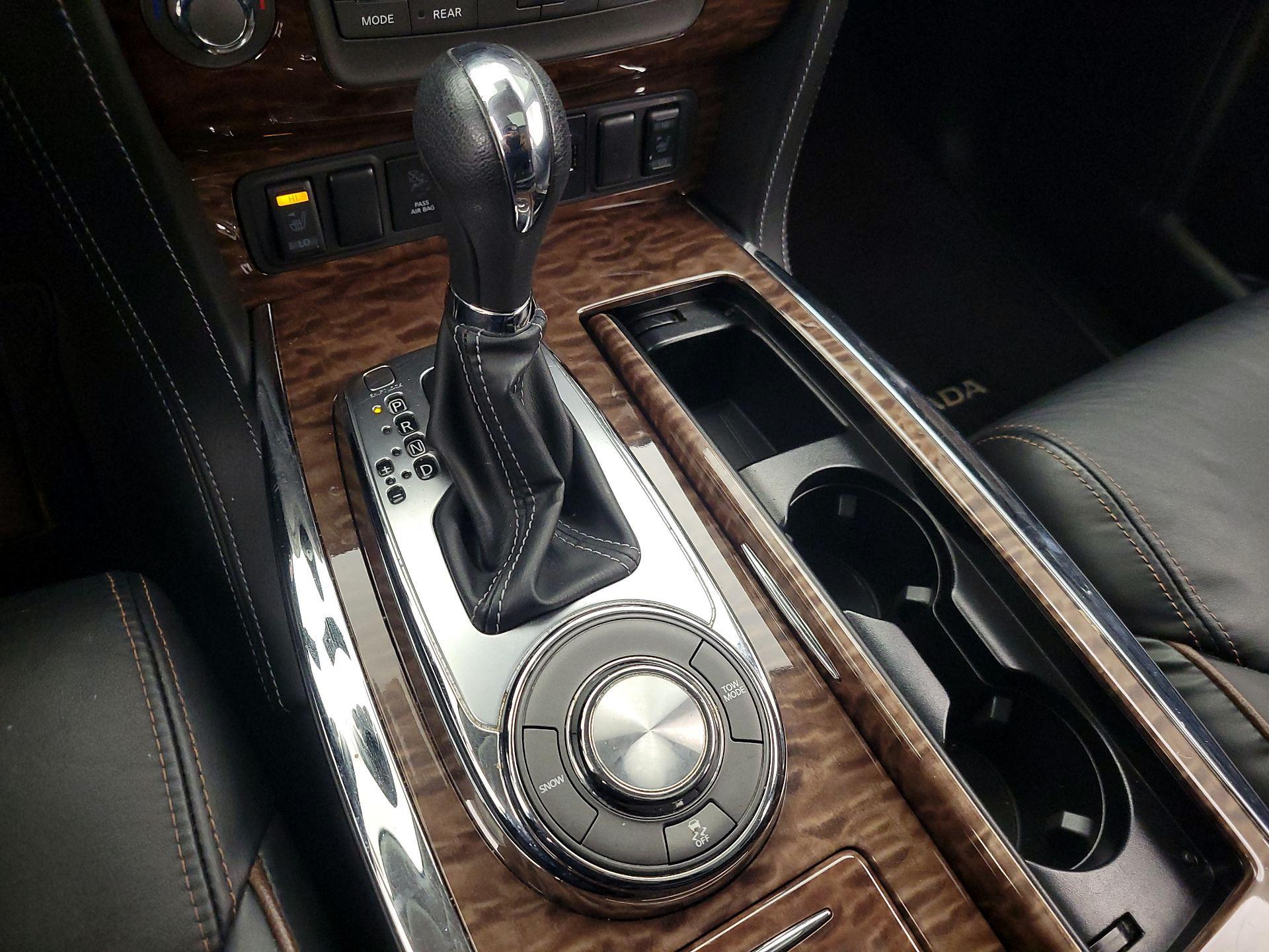 Thumbnail: 2020 Nissan Armada - 18