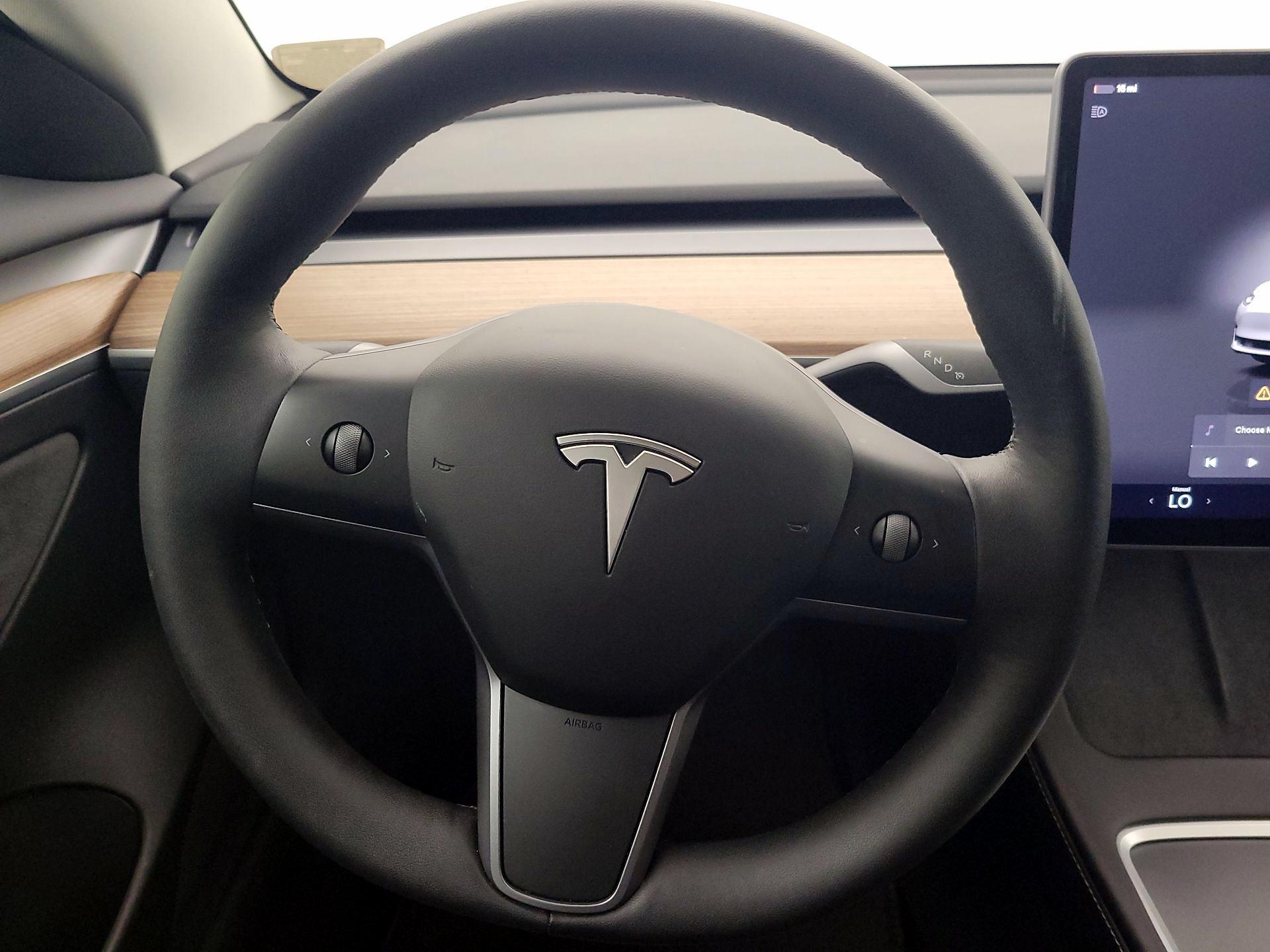 Thumbnail: 2022 Tesla Model 3 - 10