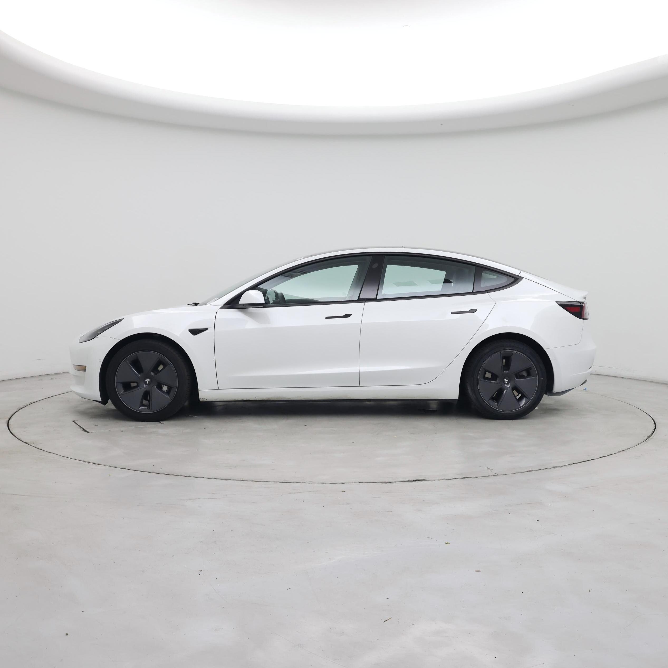 Thumbnail: 2022 Tesla Model 3 - 3