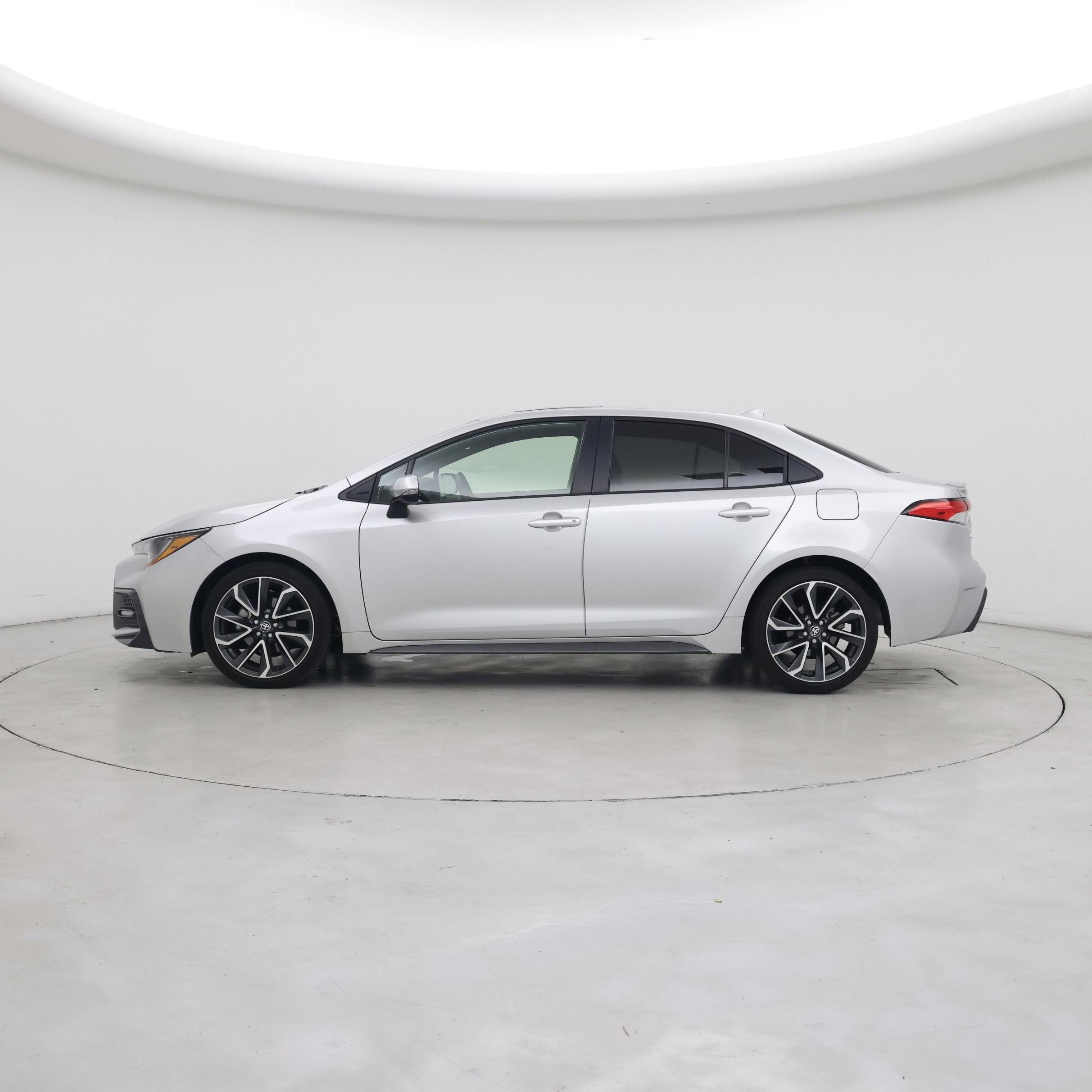 Thumbnail: 2022 Toyota Corolla - 3