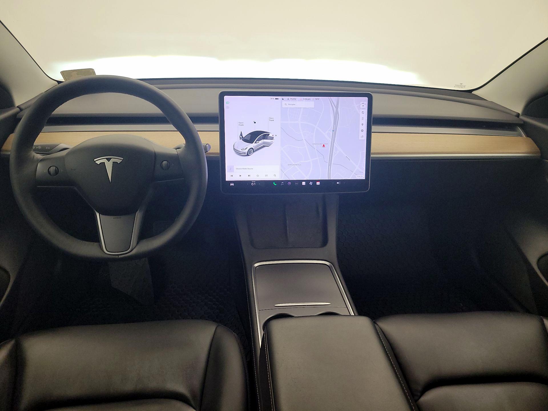 Thumbnail: 2021 Tesla Model 3 - 9