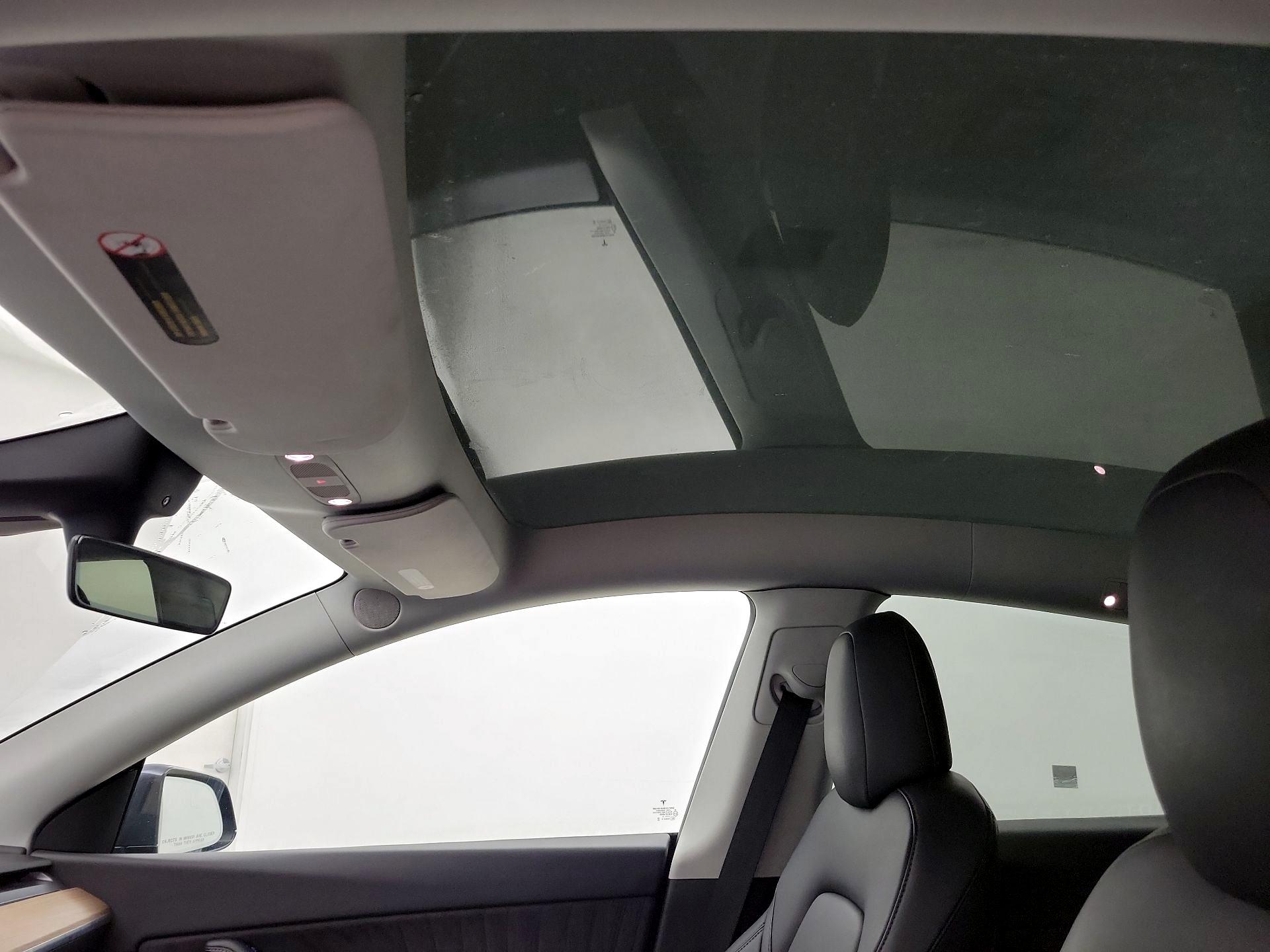 Thumbnail: 2022 Tesla Model Y - 18