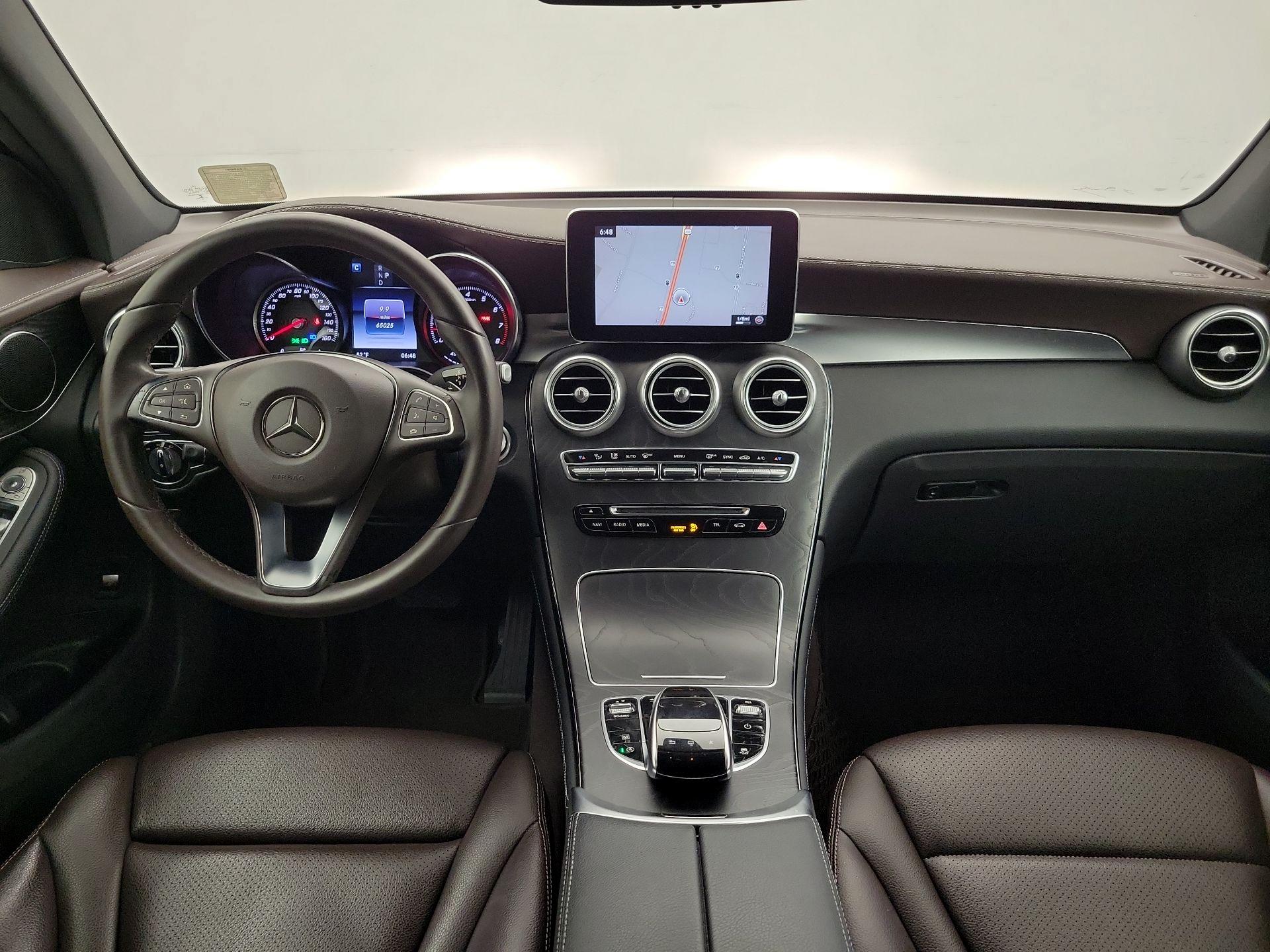 Thumbnail: 2016 Mercedes-Benz GLC - 9