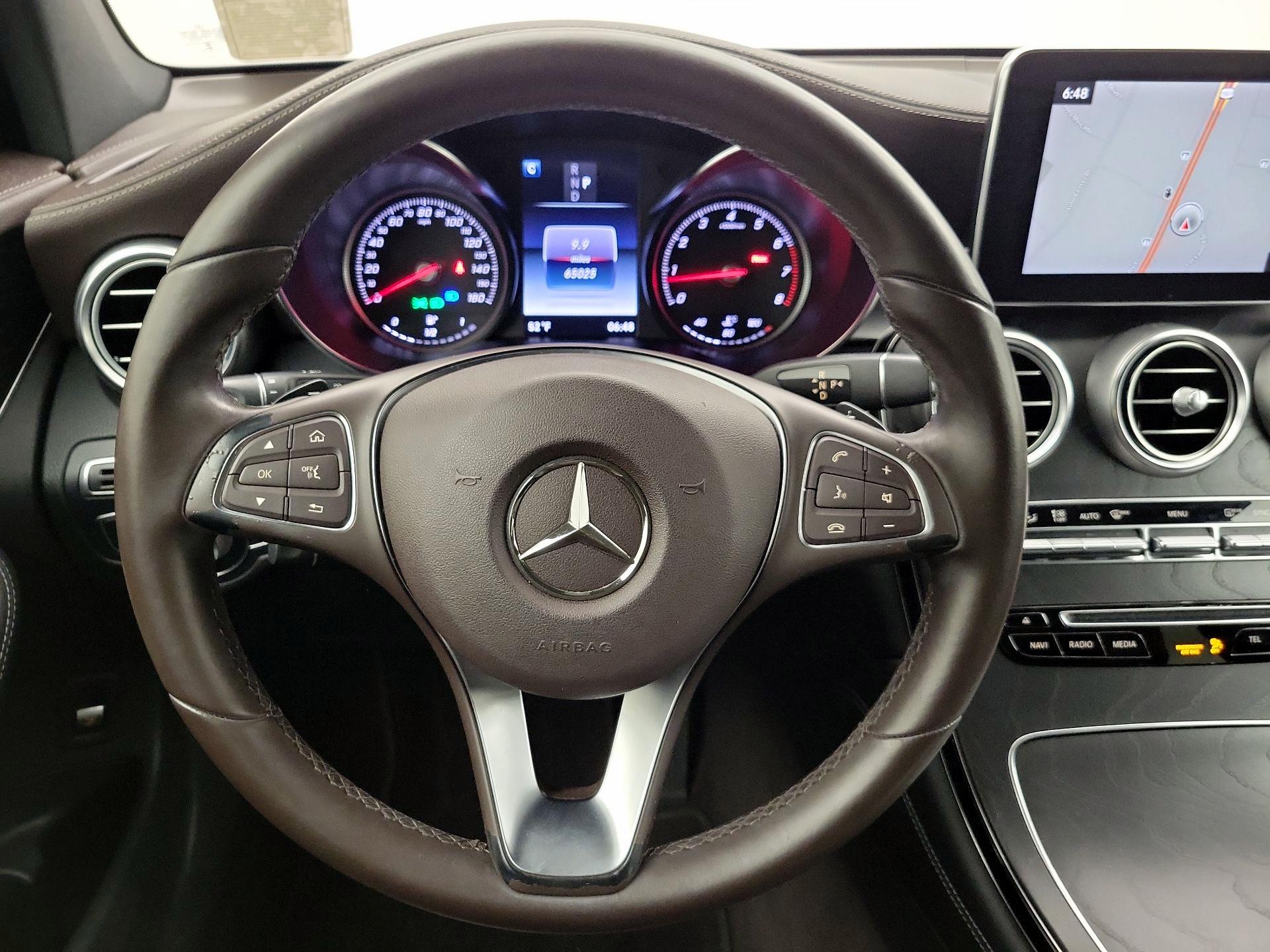 Thumbnail: 2016 Mercedes-Benz GLC - 10