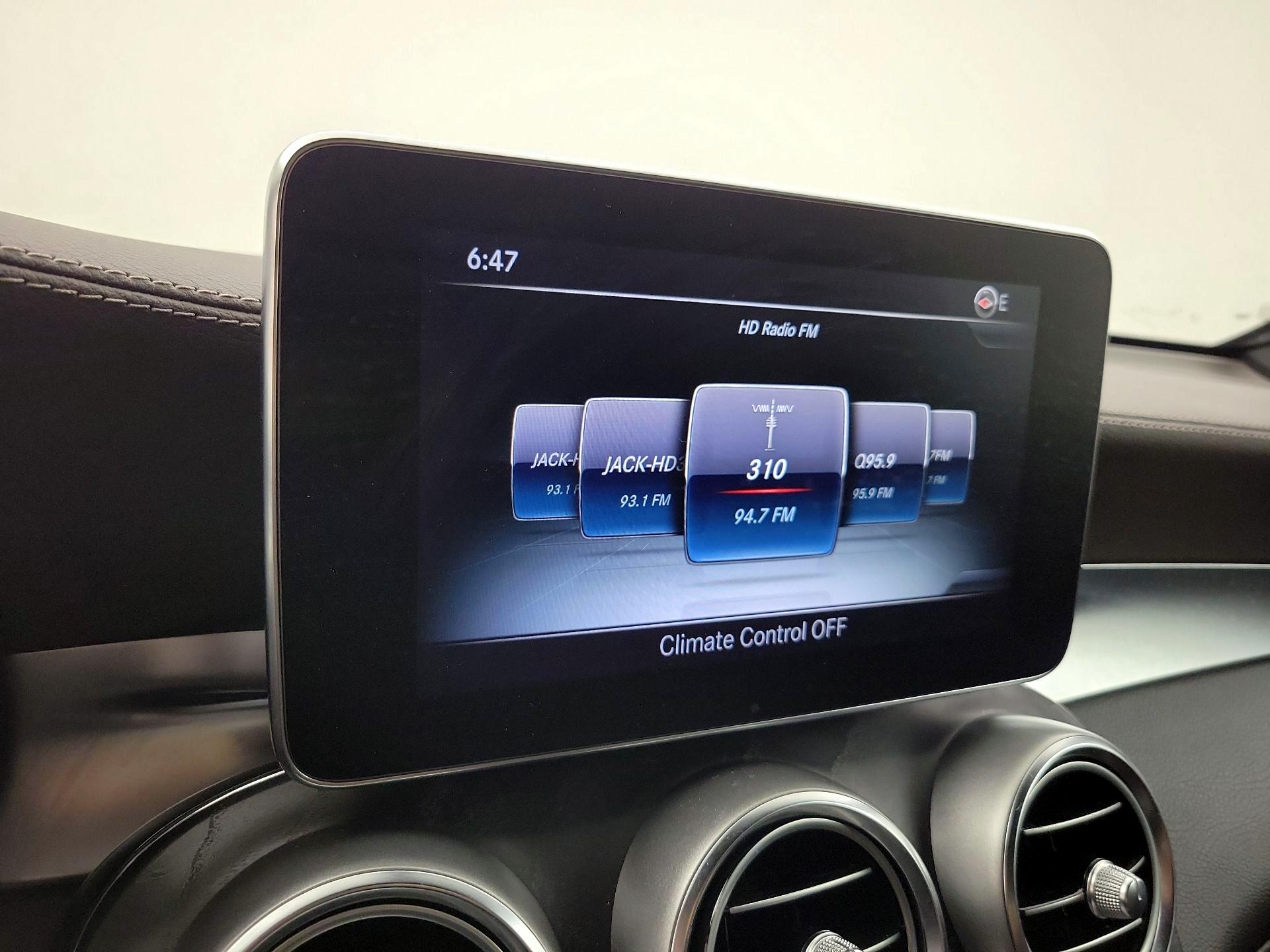 Thumbnail: 2016 Mercedes-Benz GLC - 16