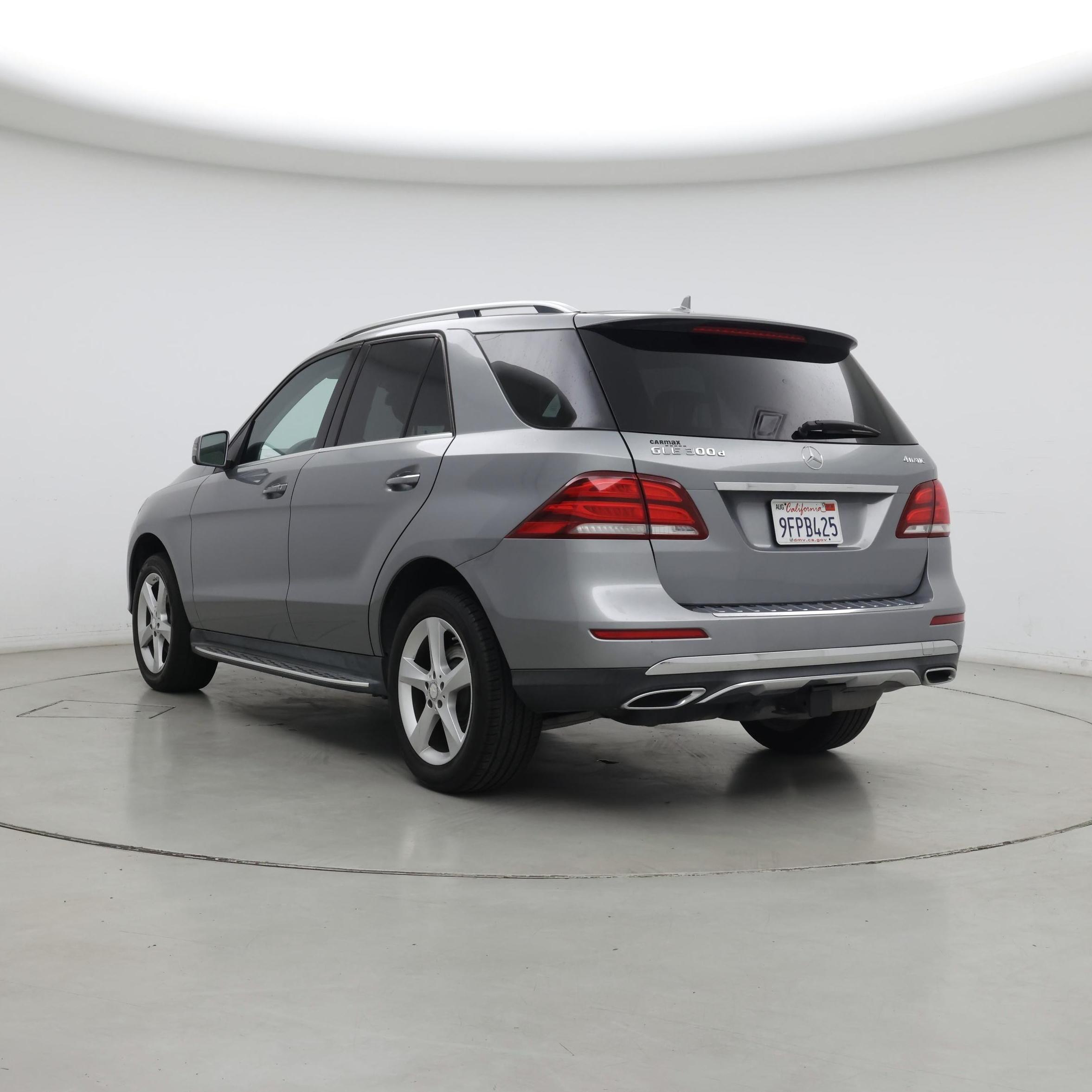 Thumbnail: 2016 Mercedes-Benz GLE - 2