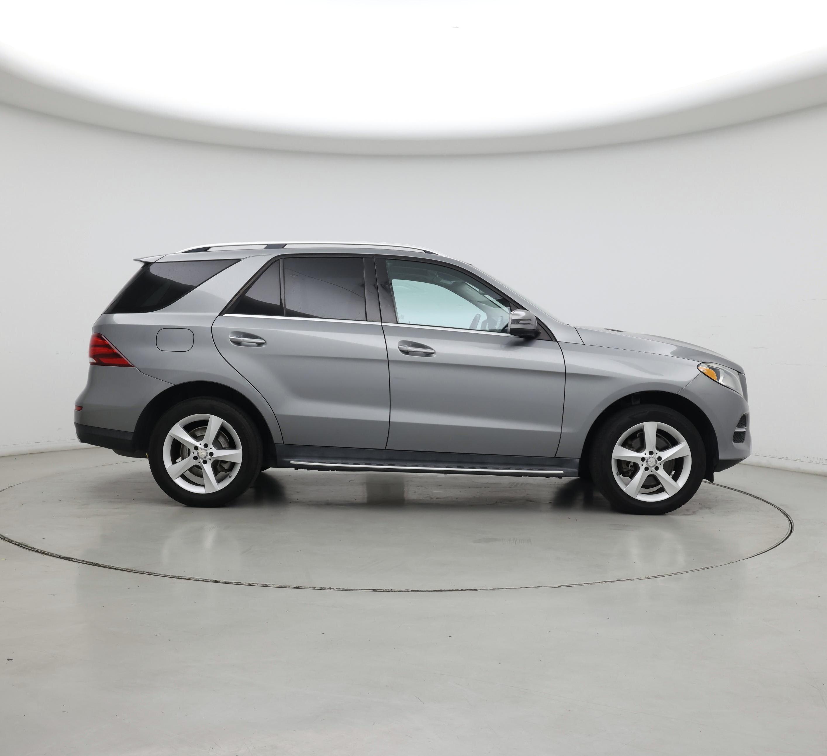 Thumbnail: 2016 Mercedes-Benz GLE - 7