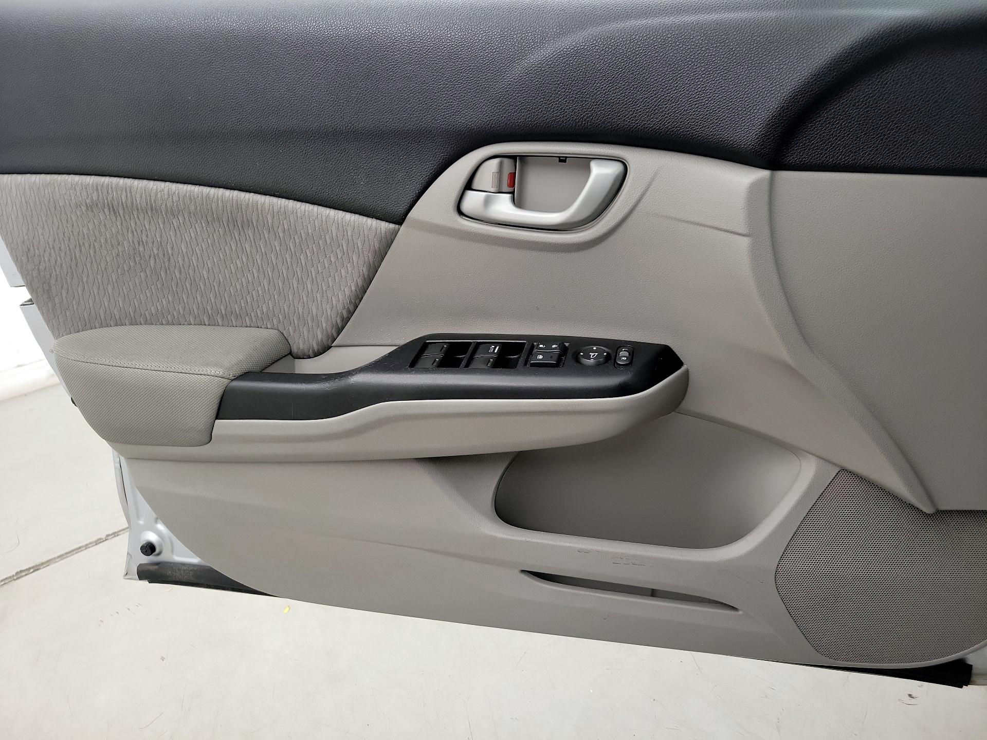 Thumbnail: 2015 Honda Civic - 12