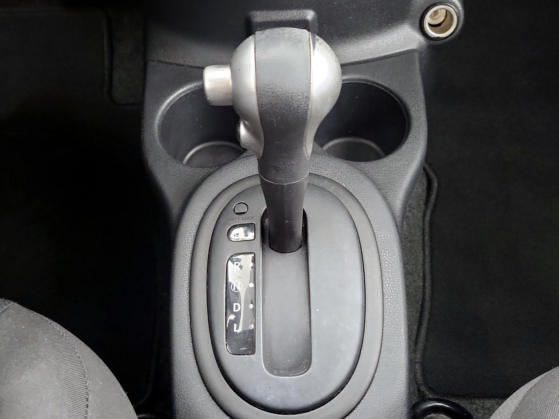 Thumbnail: 2018 Nissan Versa Note - 16