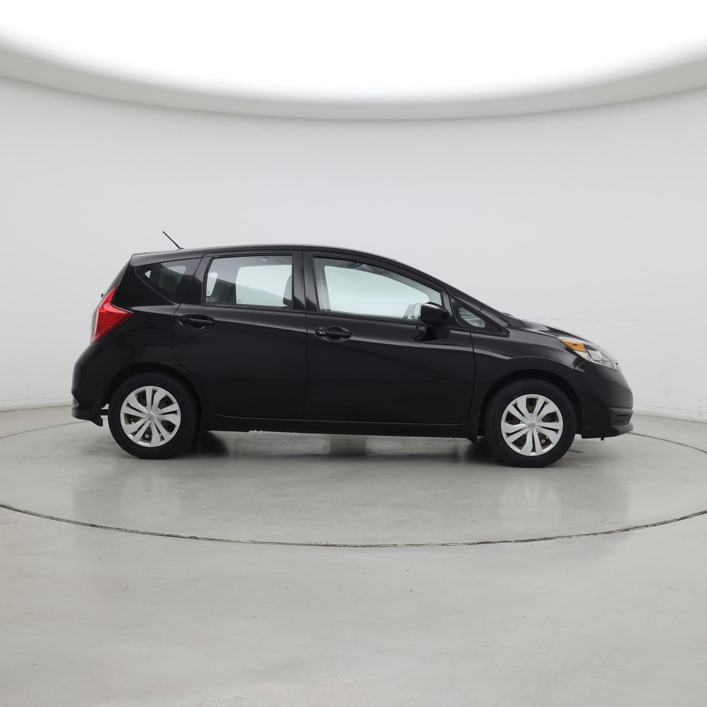 Thumbnail: 2018 Nissan Versa Note - 7