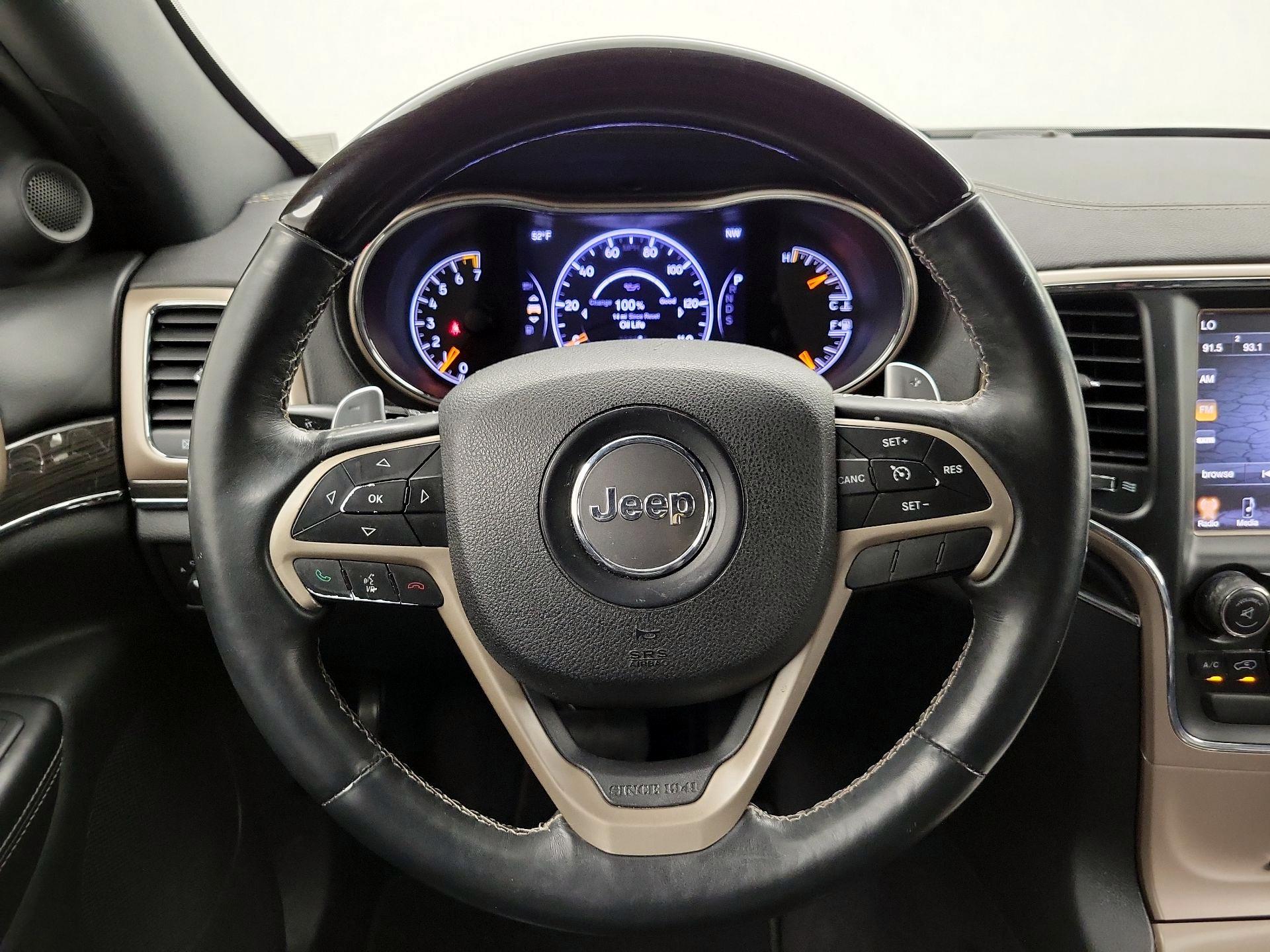 Thumbnail: 2015 Jeep Grand Cherokee - 10