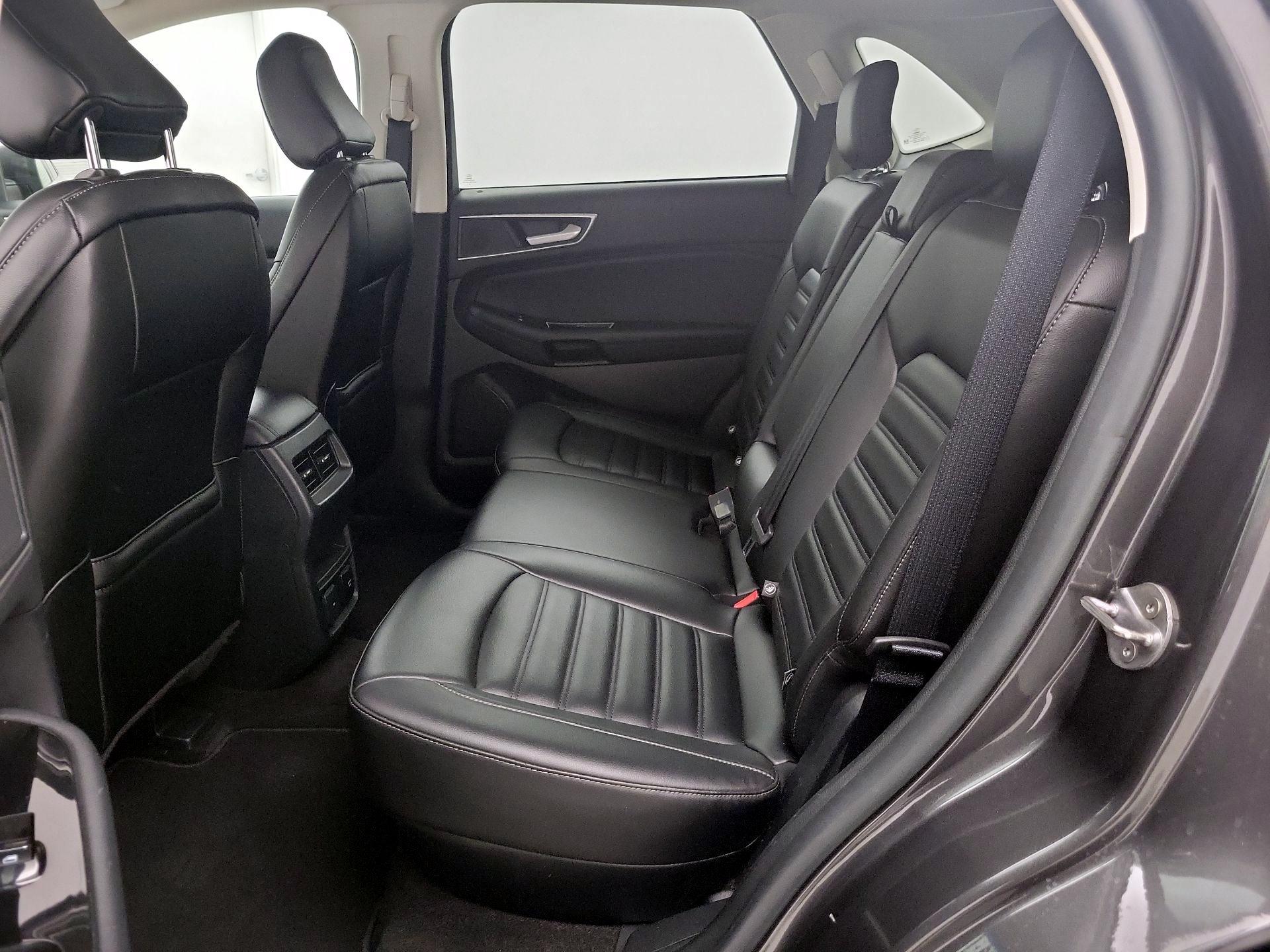 Thumbnail: 2020 Ford Edge - 20