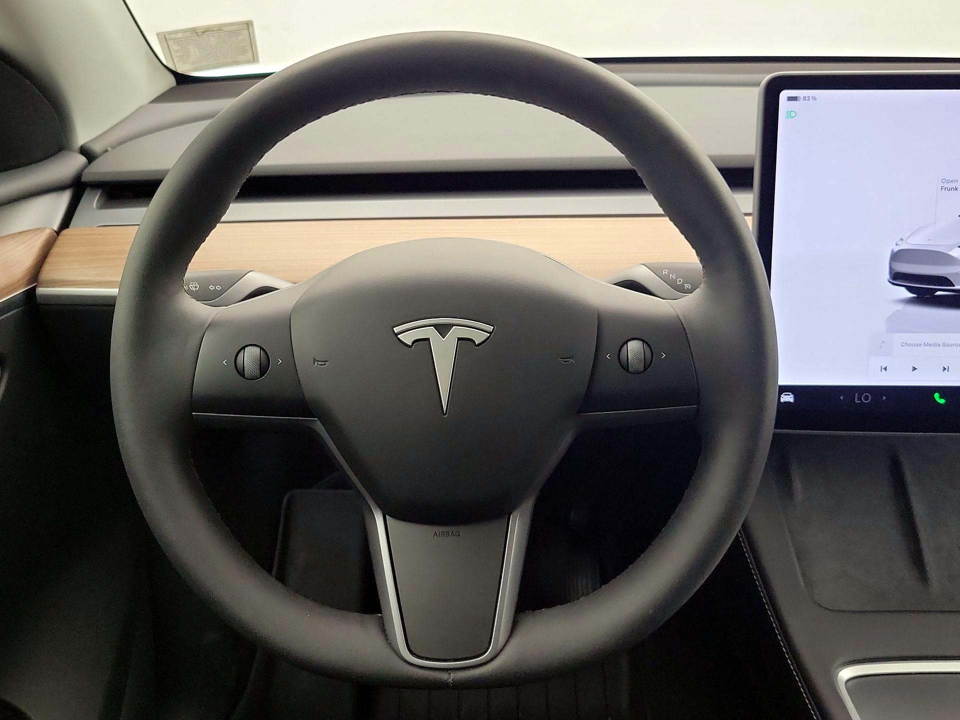 Thumbnail: 2025 Tesla Model Y - 10