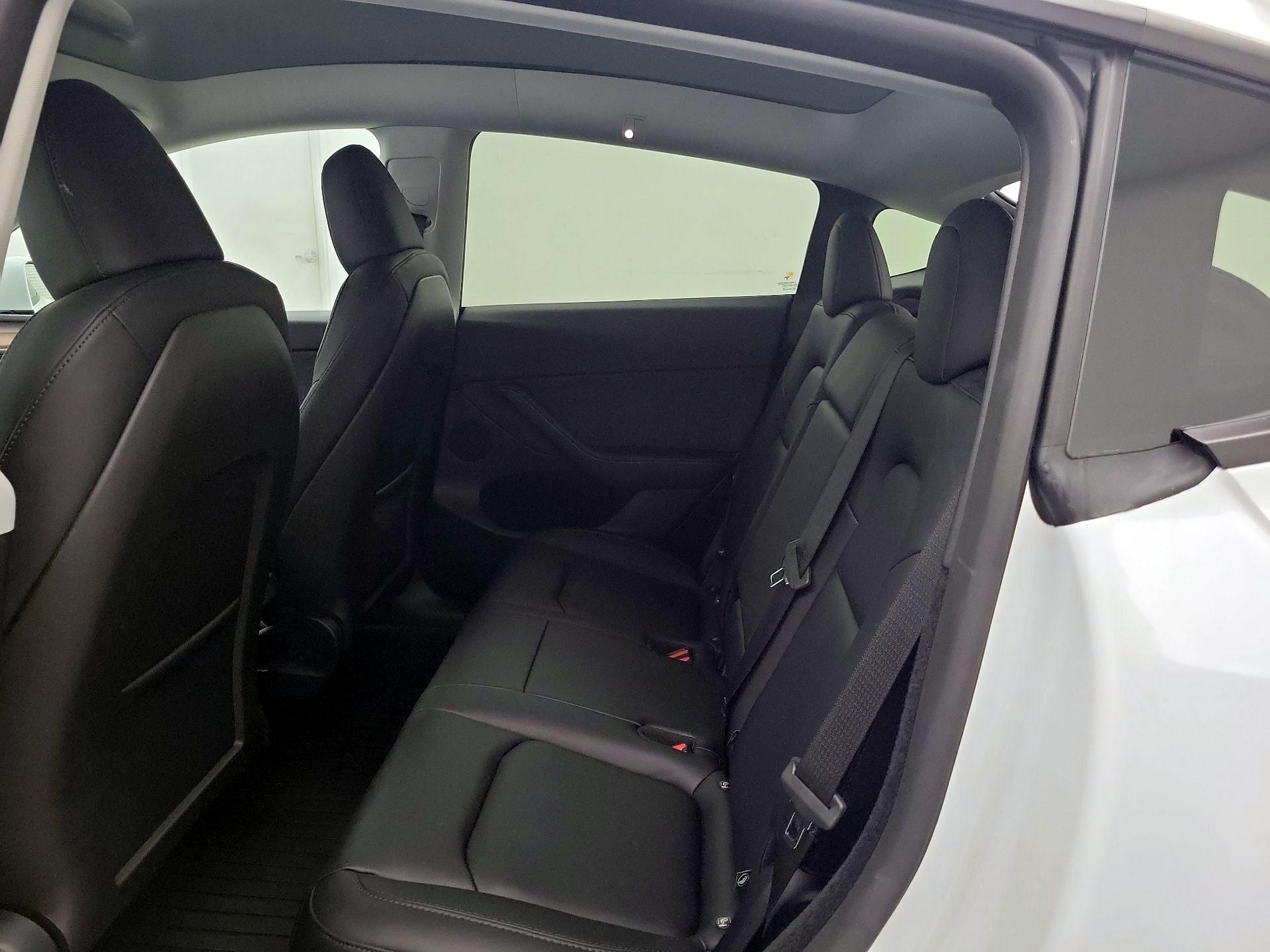 Thumbnail: 2025 Tesla Model Y - 20