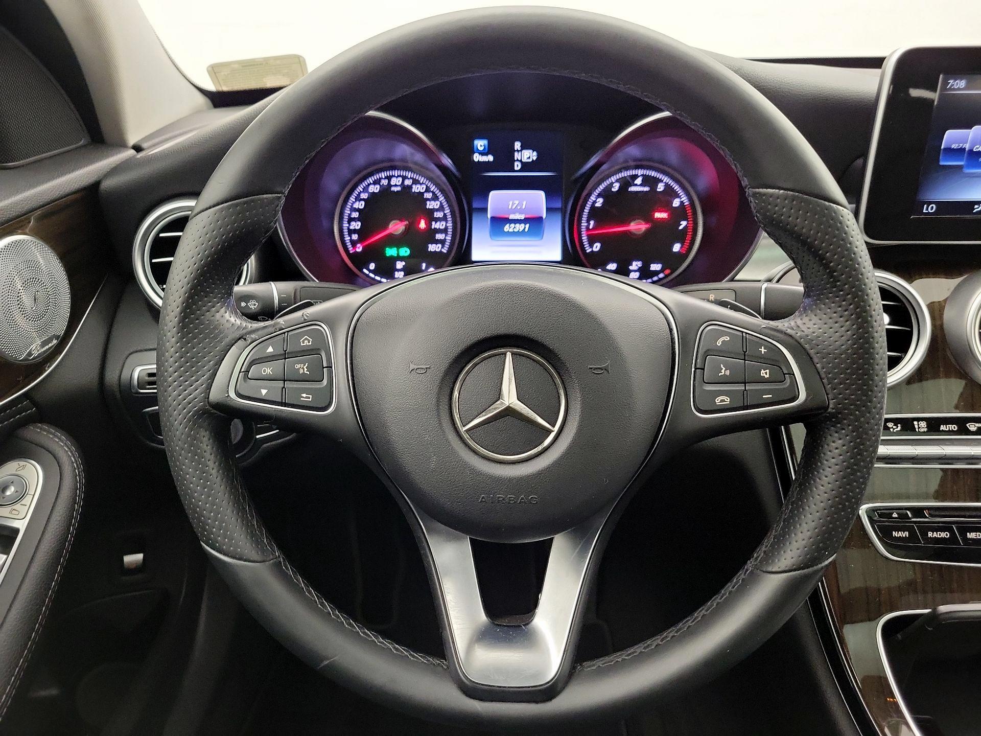 Thumbnail: 2015 Mercedes-Benz C-Class - 10