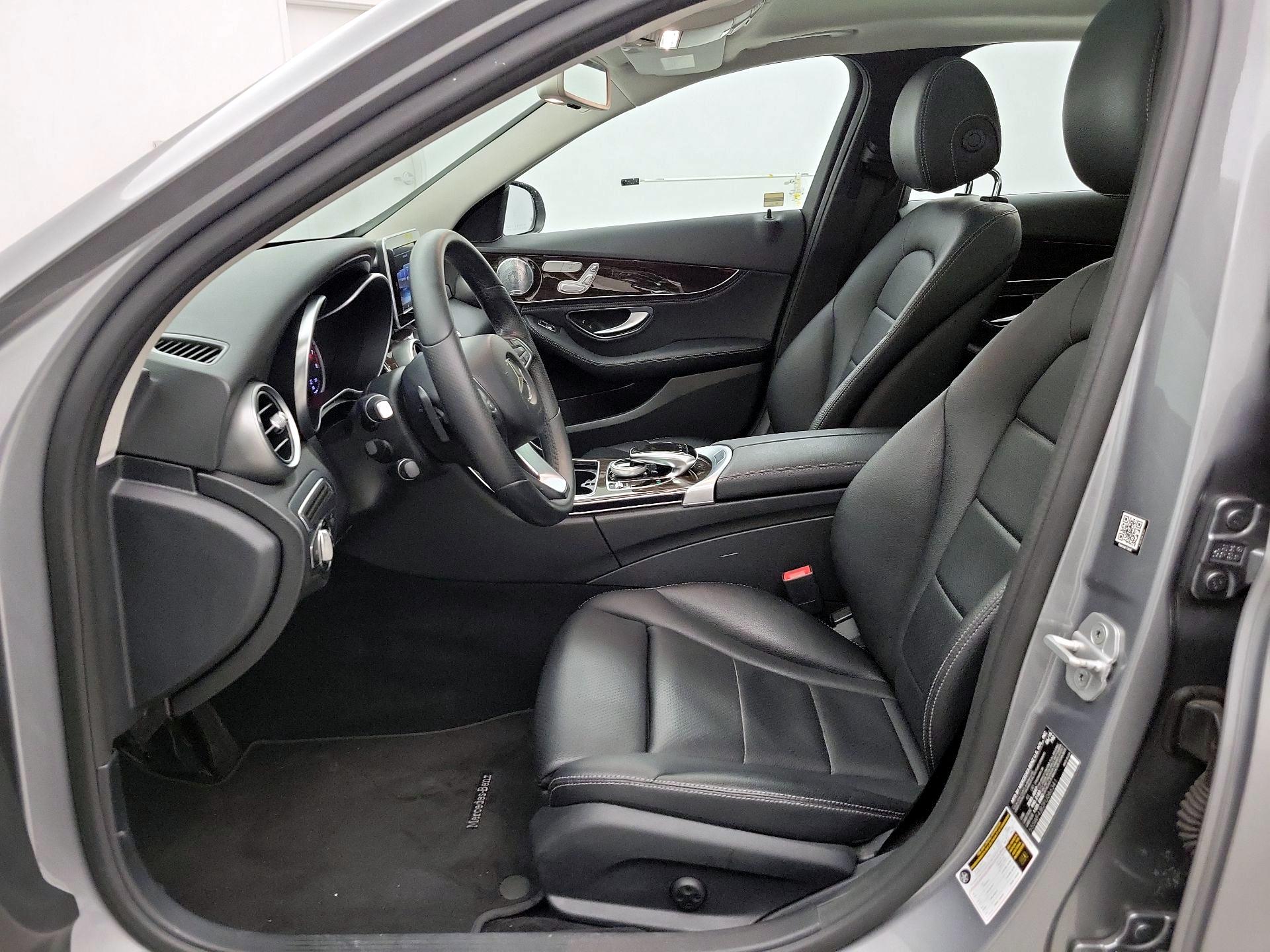 Thumbnail: 2015 Mercedes-Benz C-Class - 11