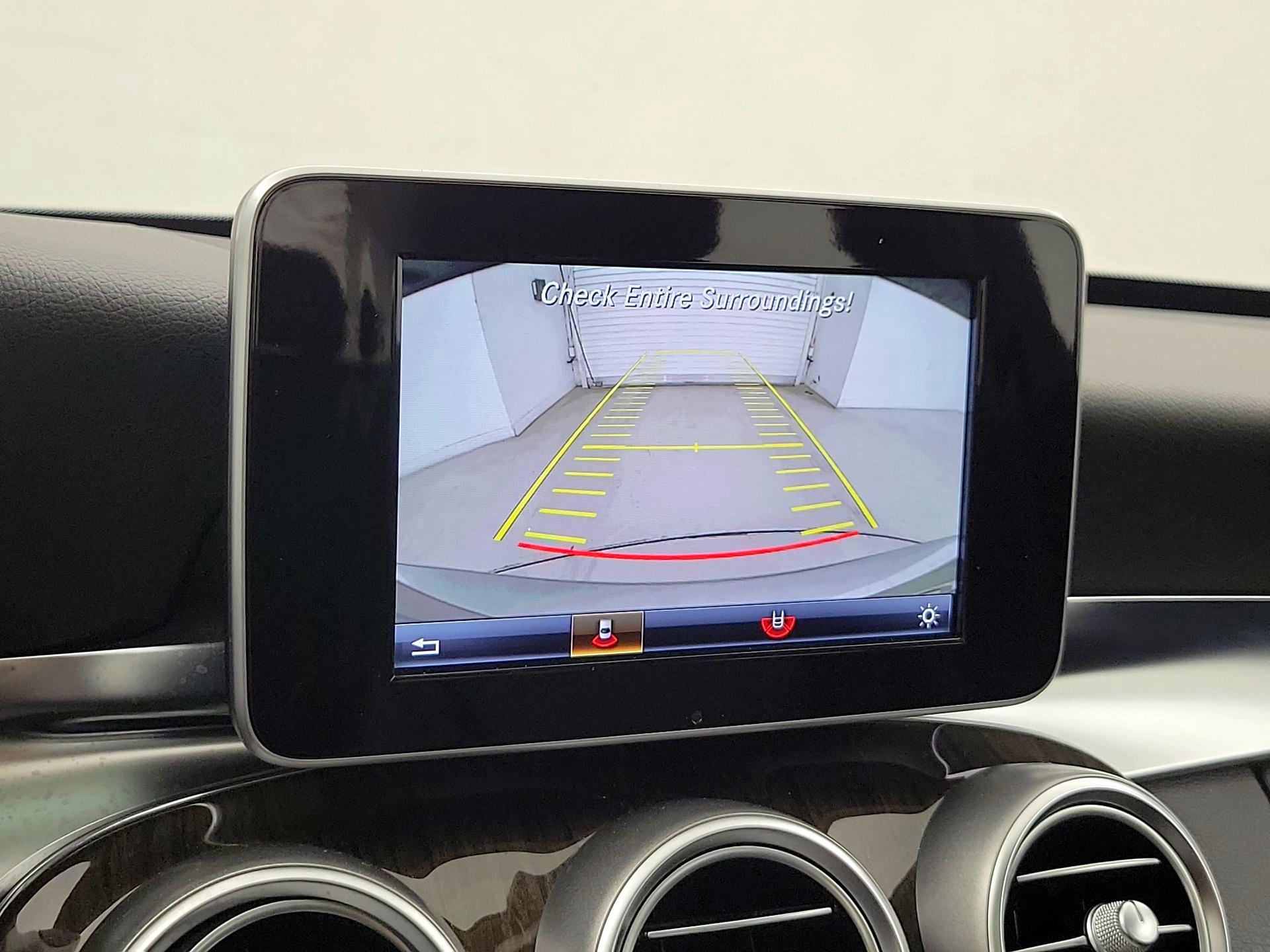 Thumbnail: 2015 Mercedes-Benz C-Class - 15