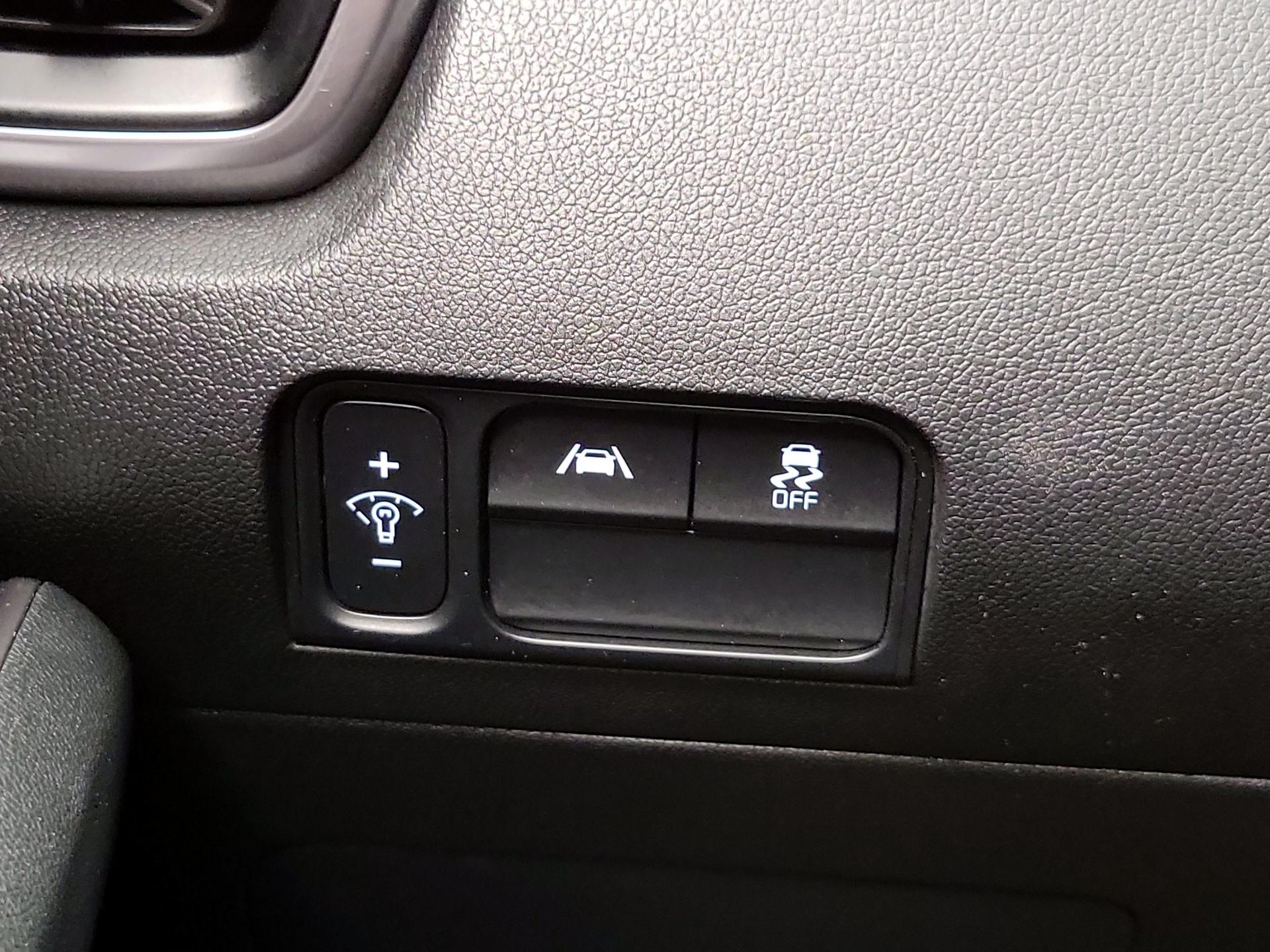 Thumbnail: 2021 Kia Sorento - 13