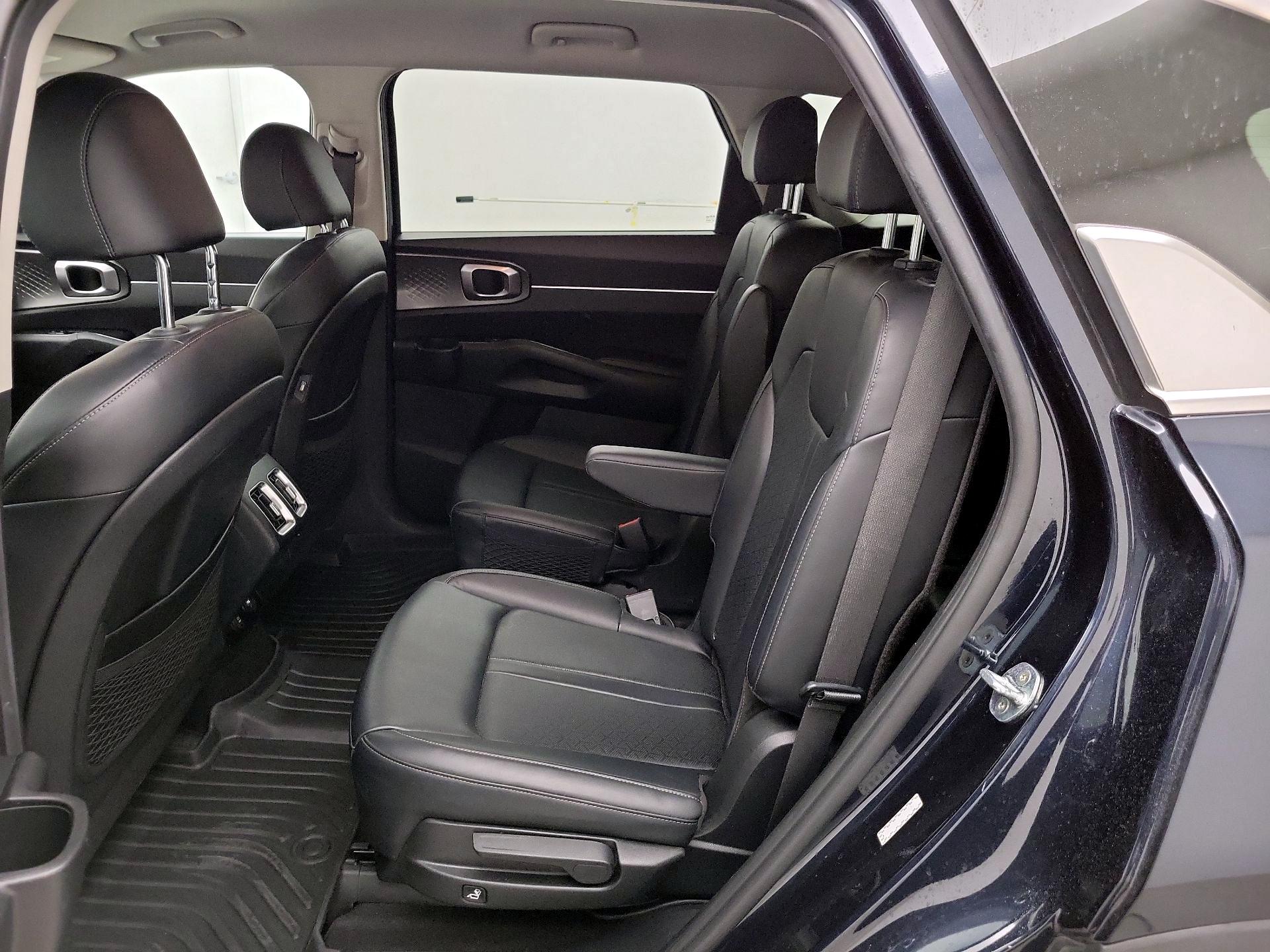 Thumbnail: 2021 Kia Sorento - 19