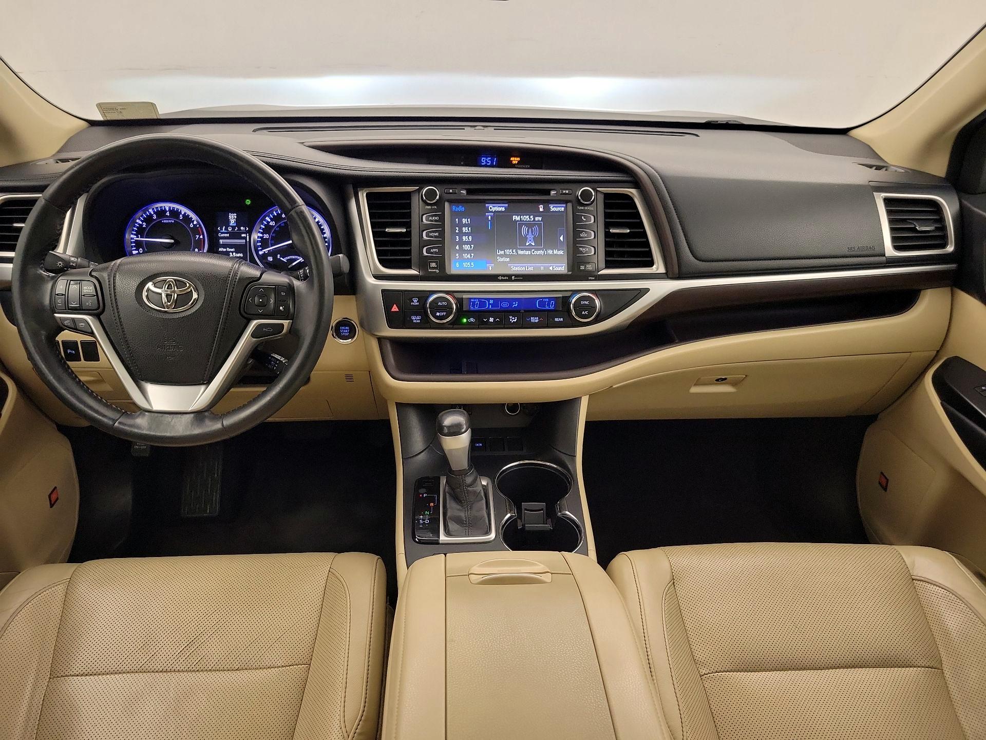 Thumbnail: 2014 Toyota Highlander - 9