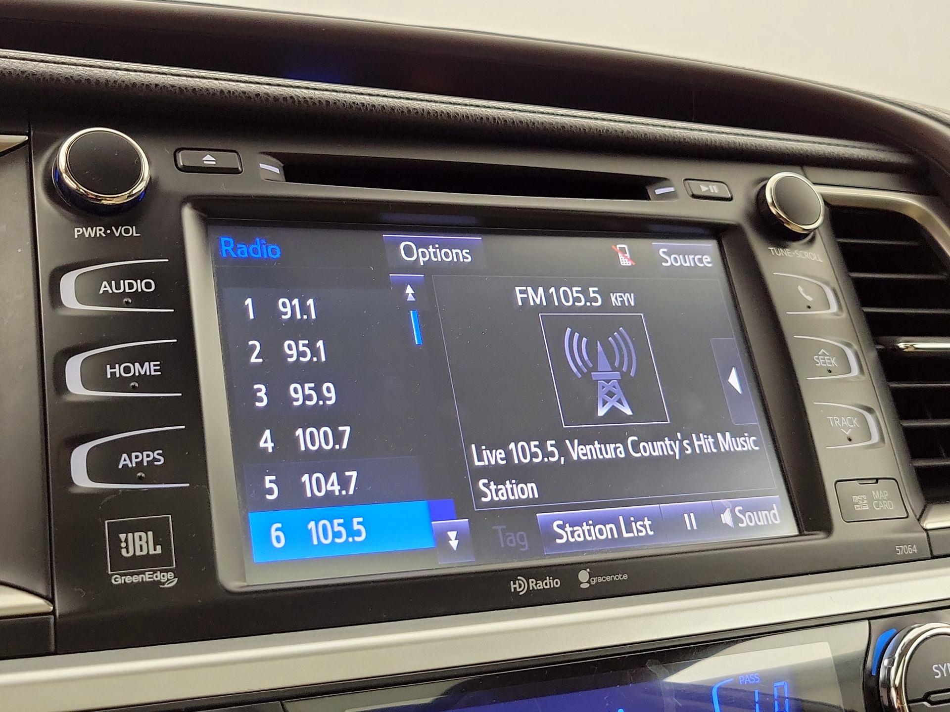 Thumbnail: 2014 Toyota Highlander - 15