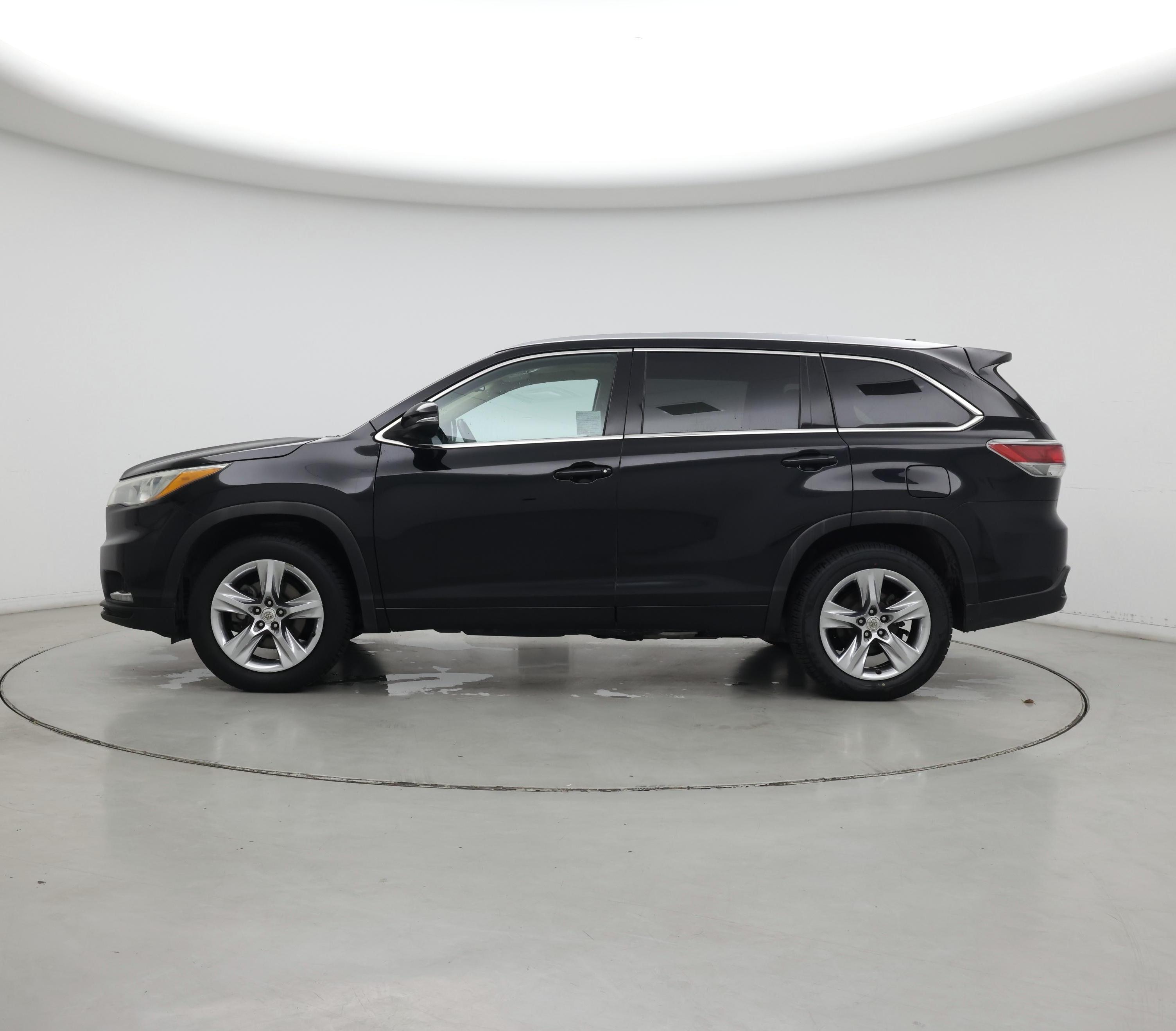 Thumbnail: 2014 Toyota Highlander - 3