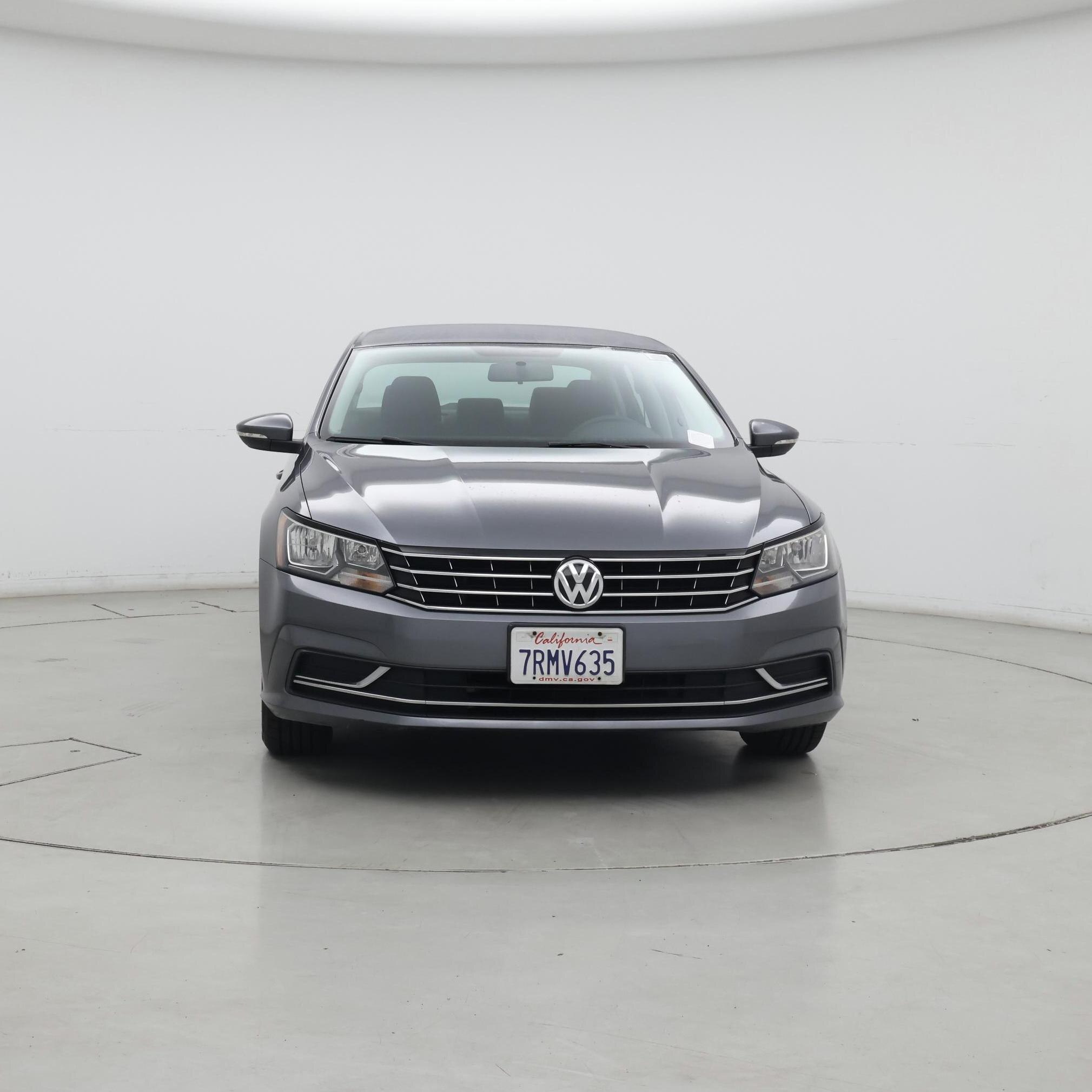 Thumbnail: 2016 Volkswagen Passat - 5
