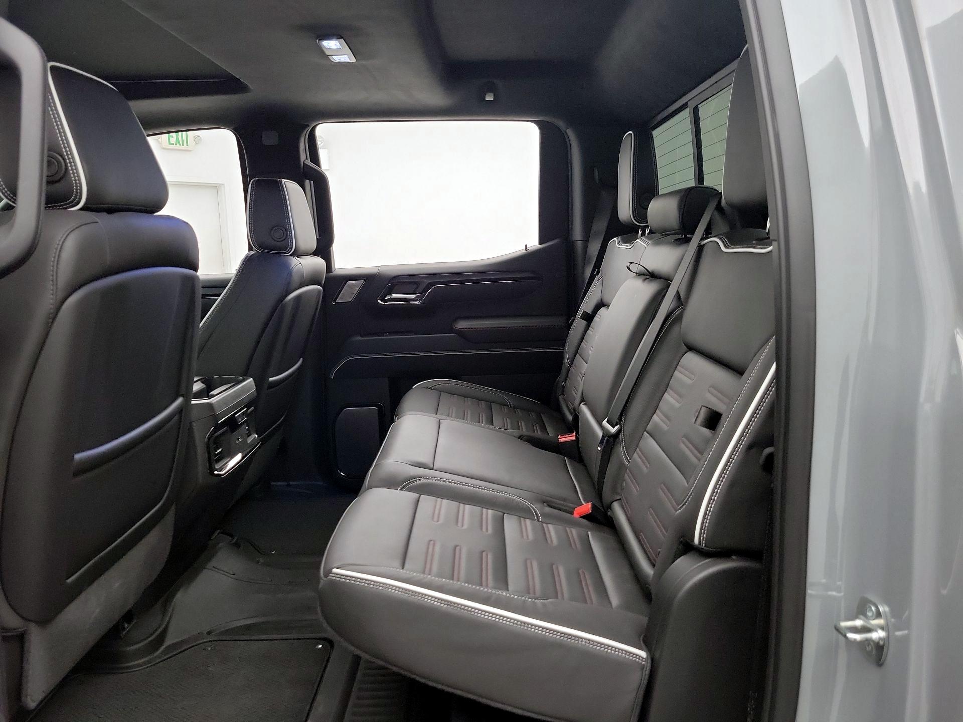 Thumbnail: 2024 GMC Sierra 1500 - 20