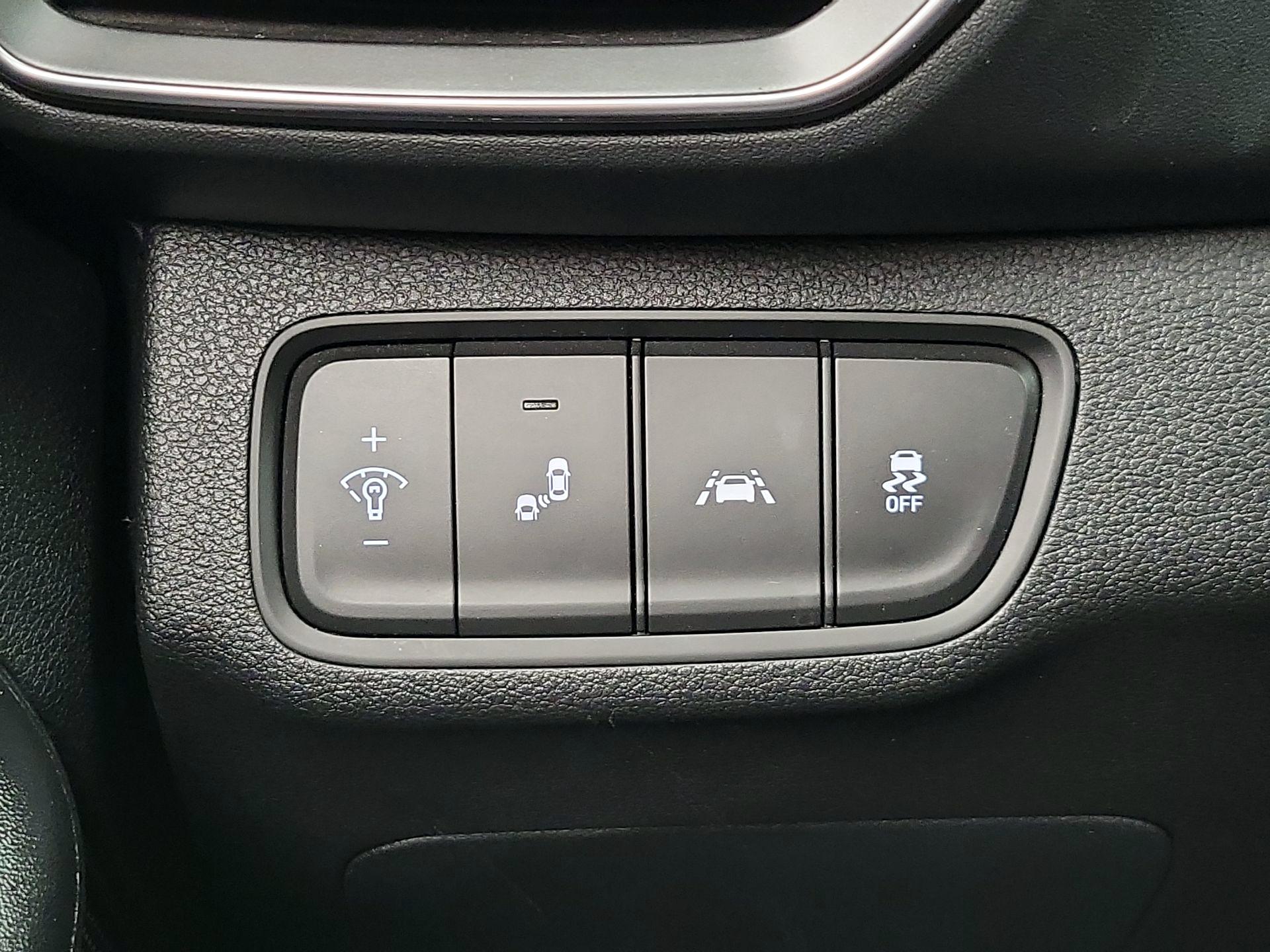 Thumbnail: 2020 Hyundai Santa Fe - 13