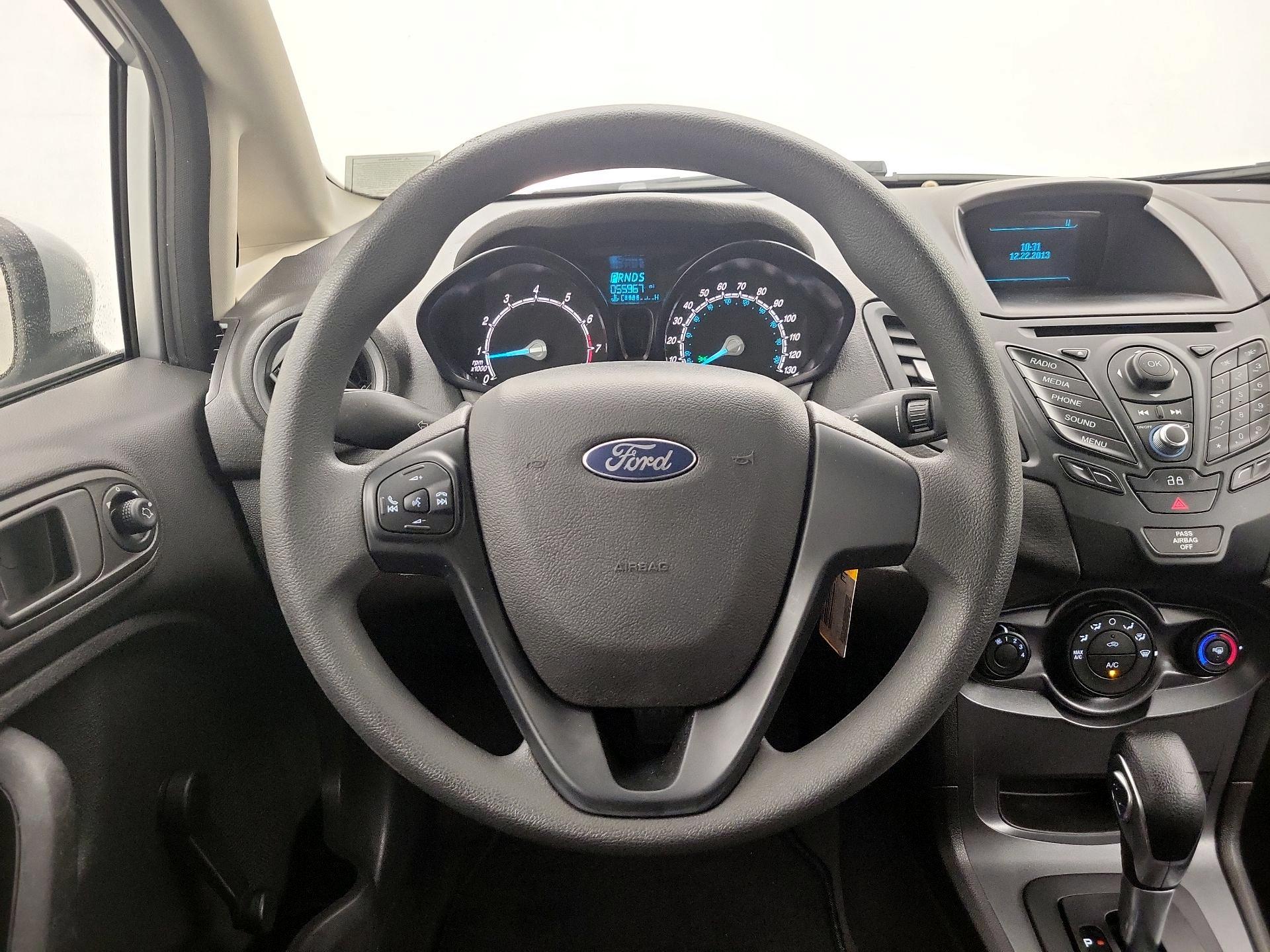 Thumbnail: 2014 Ford Fiesta - 10