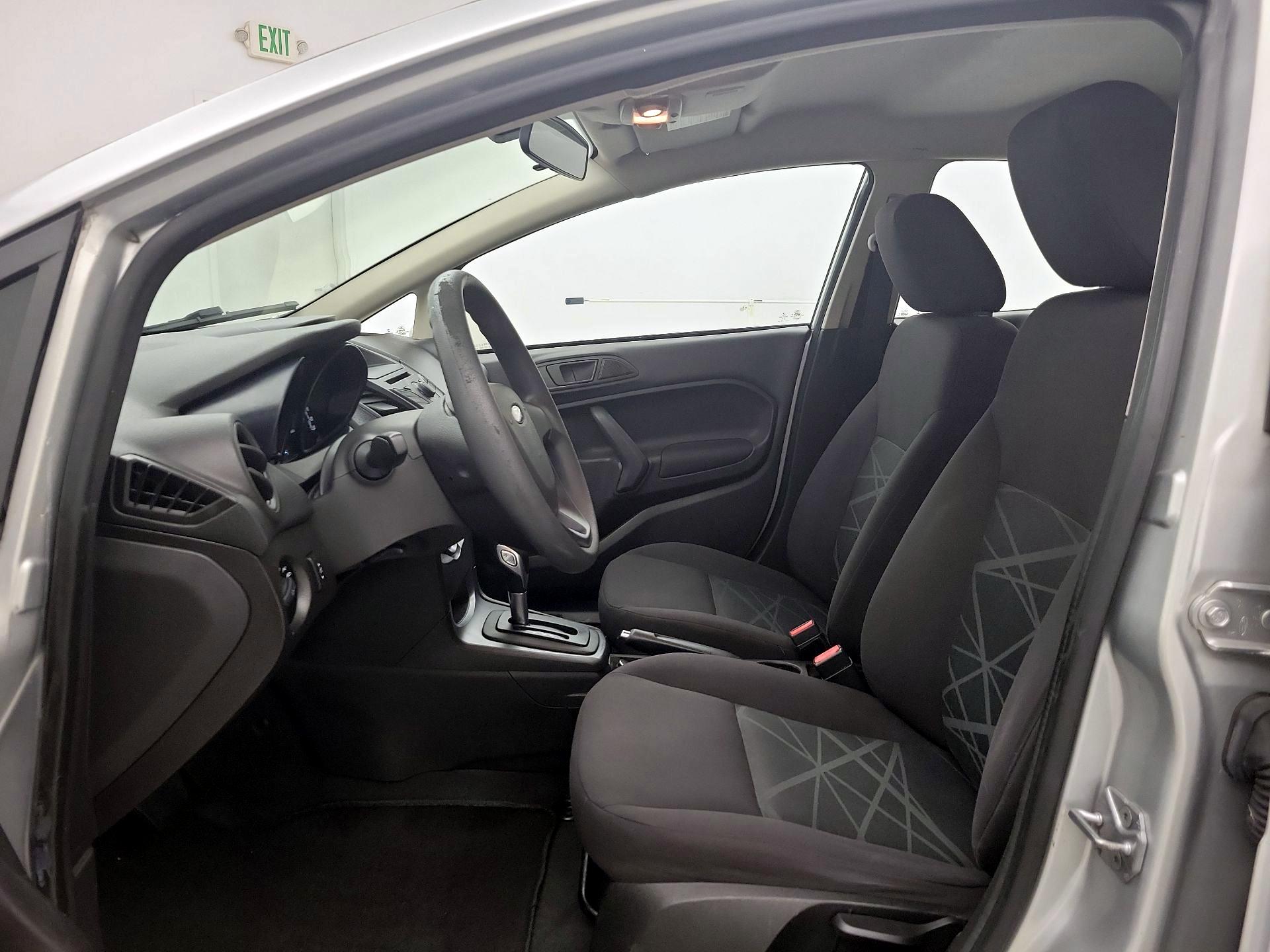 Thumbnail: 2014 Ford Fiesta - 11