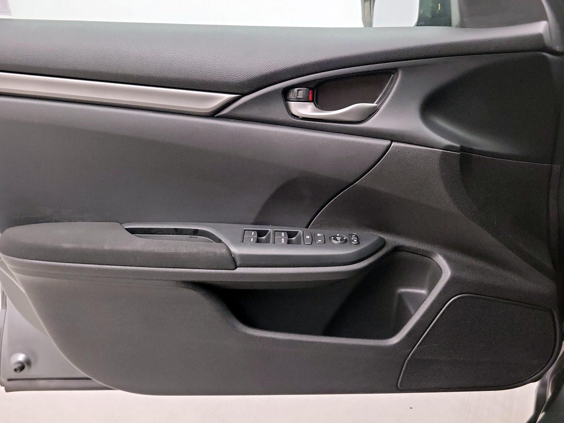 Thumbnail: 2019 Honda Civic - 12