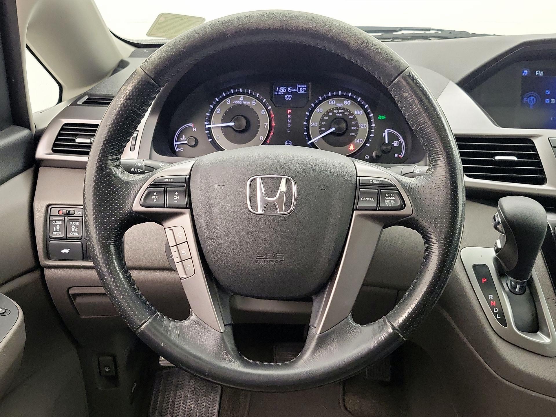 Thumbnail: 2015 Honda Odyssey - 10