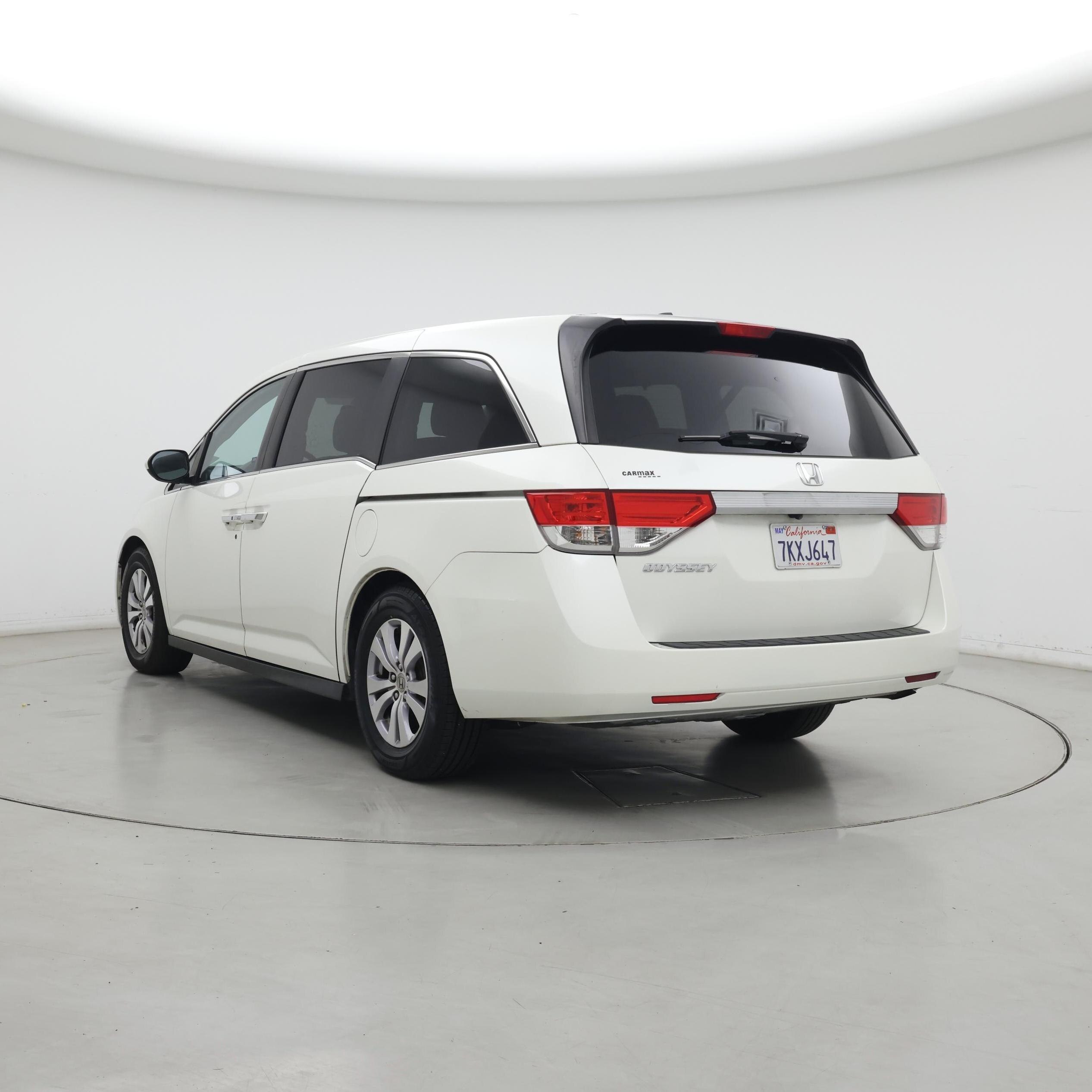 Thumbnail: 2015 Honda Odyssey - 2