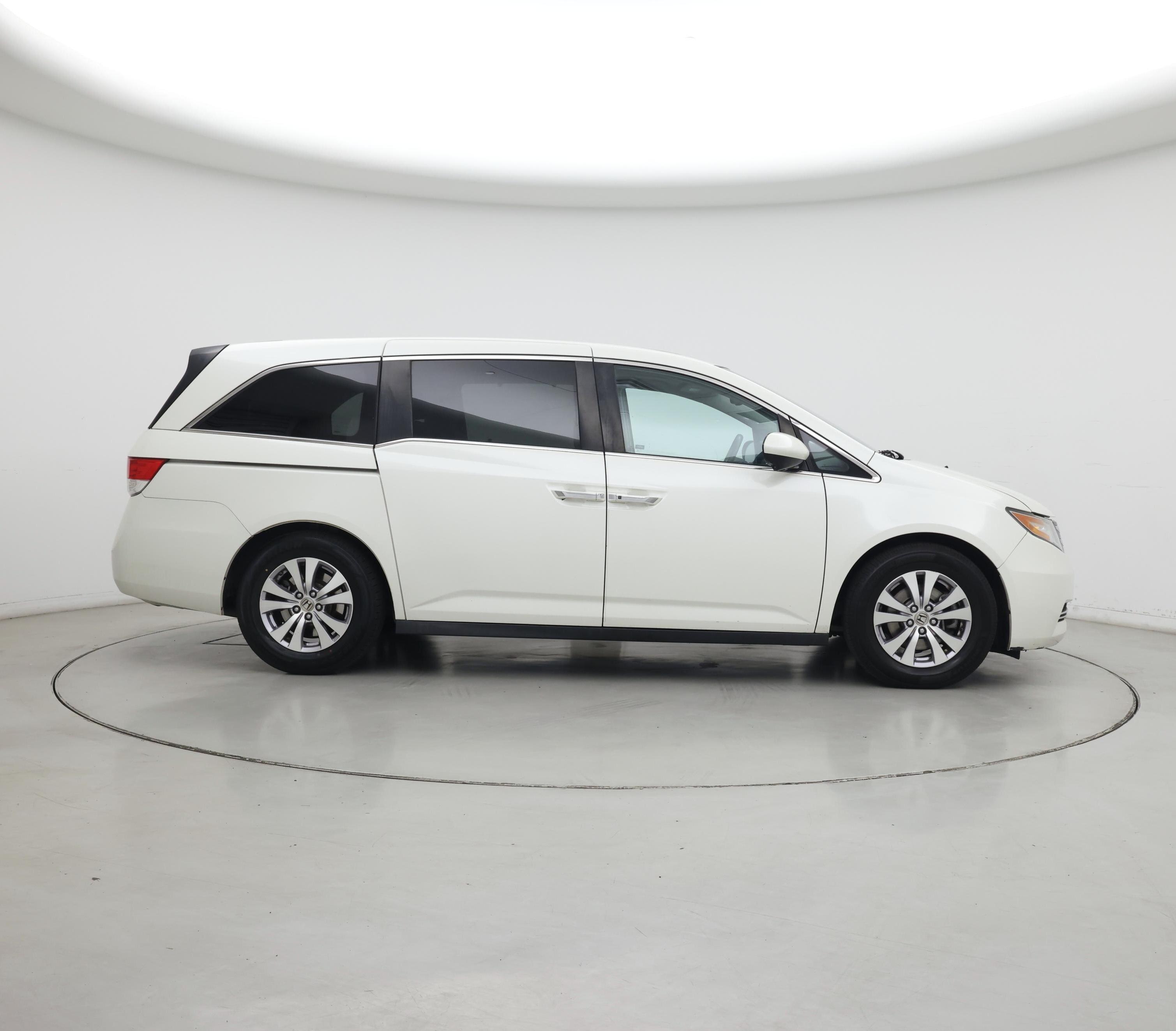 Thumbnail: 2015 Honda Odyssey - 7