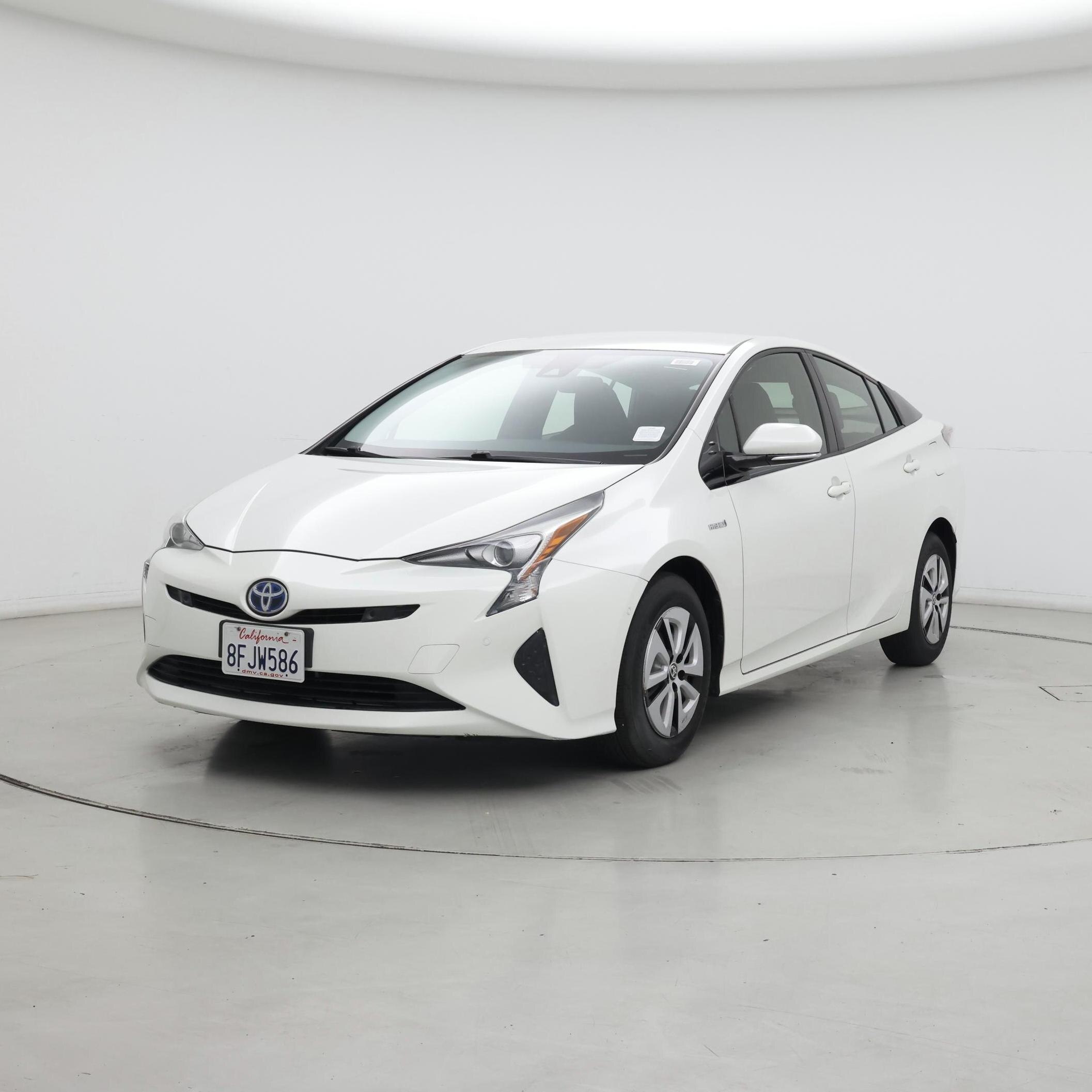 Thumbnail: 2018 Toyota Prius - 4
