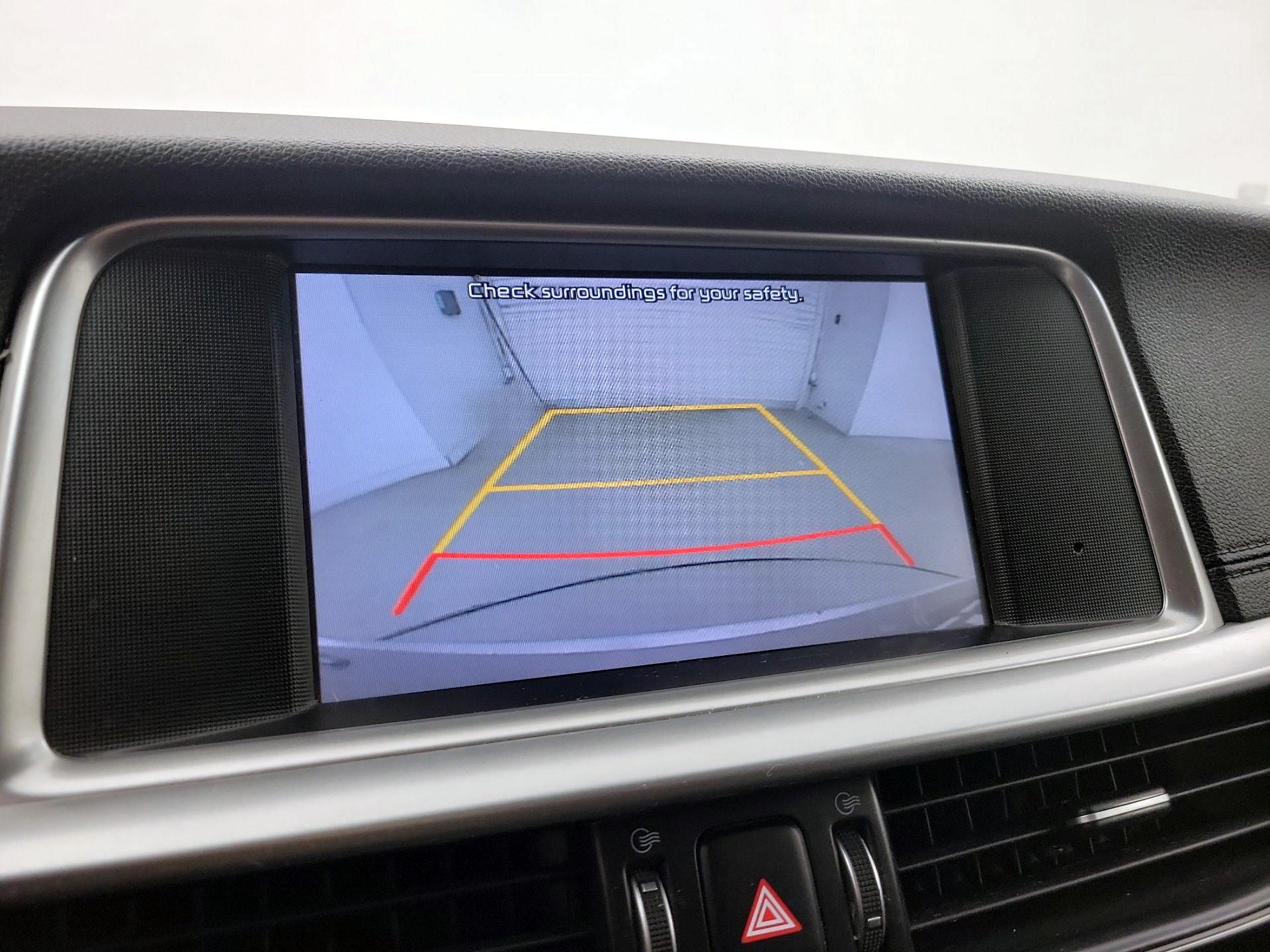 Thumbnail: 2020 Kia Optima - 14