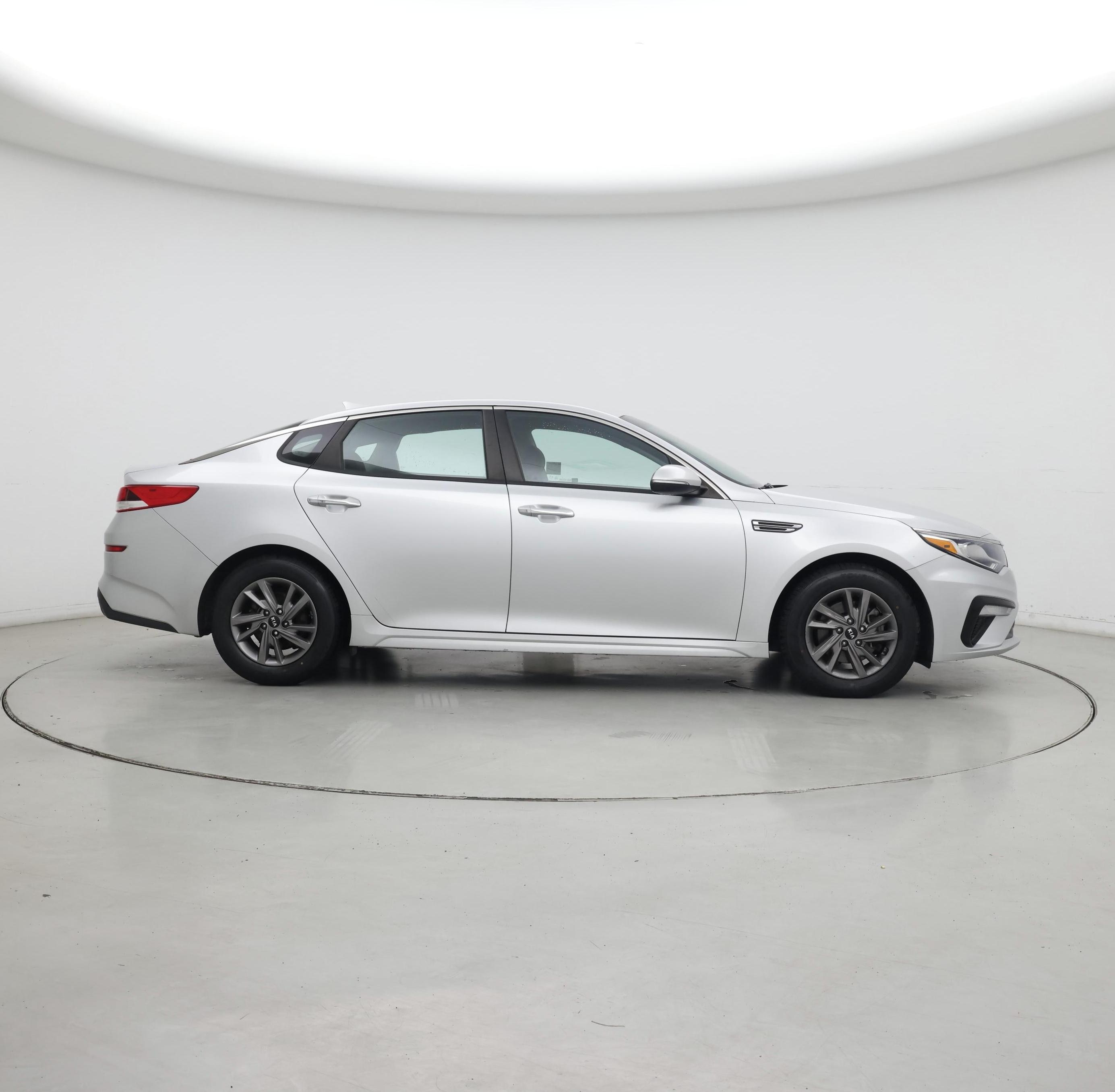 Thumbnail: 2020 Kia Optima - 7